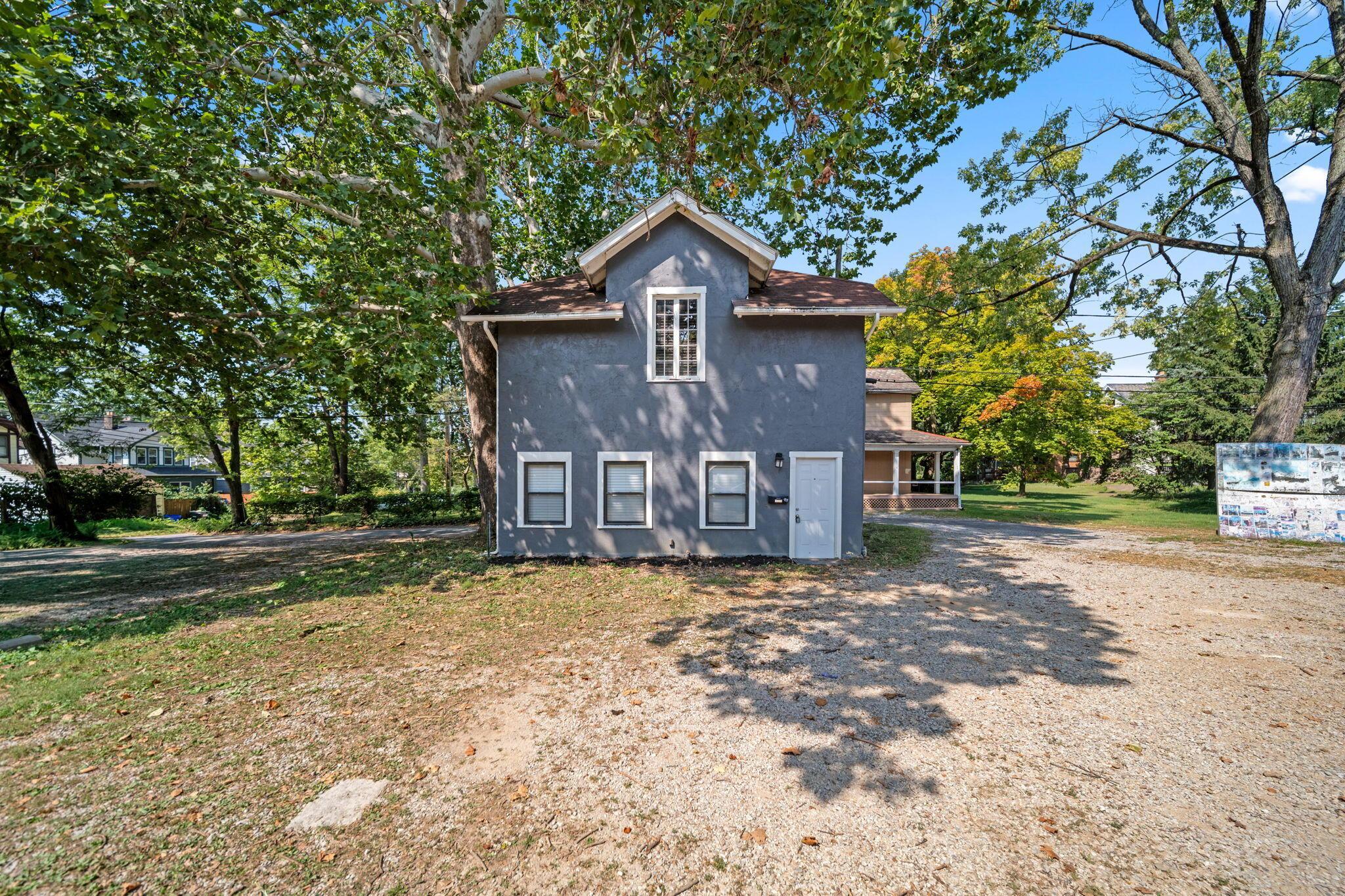 2263 Indianola Avenue Property Photo 1
