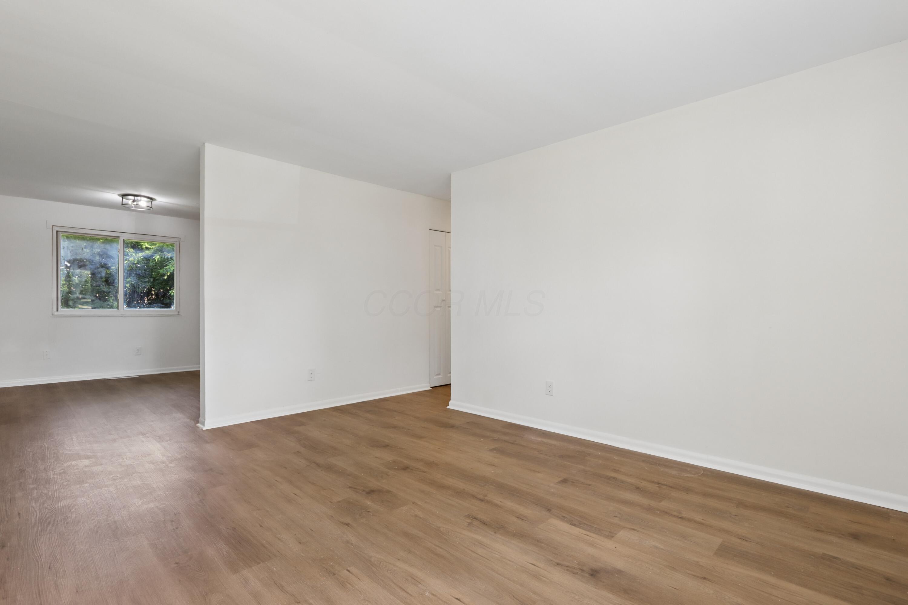 2576 Nona Road Property Photo 8