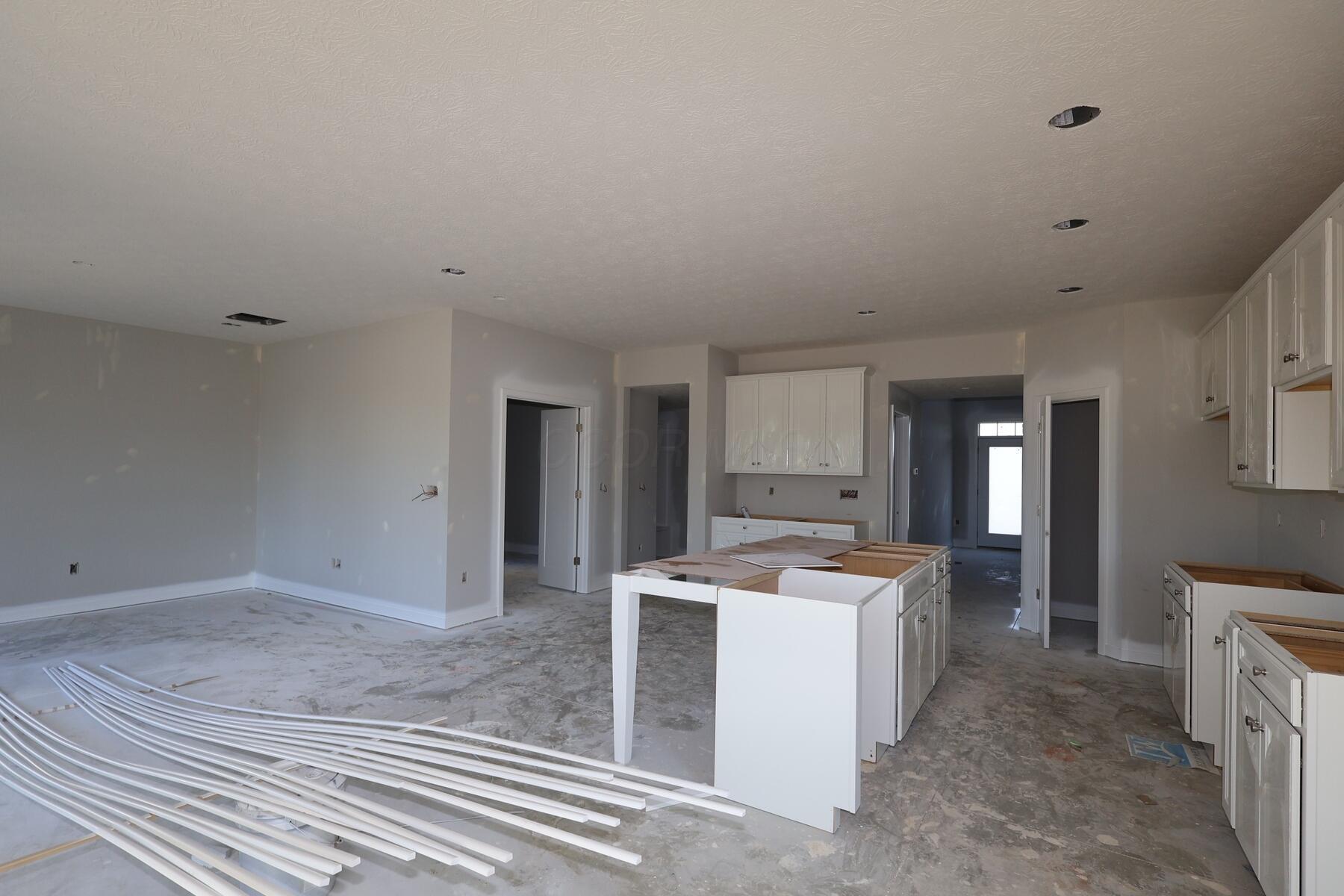 5908 Creekview Drive Property Photo 9