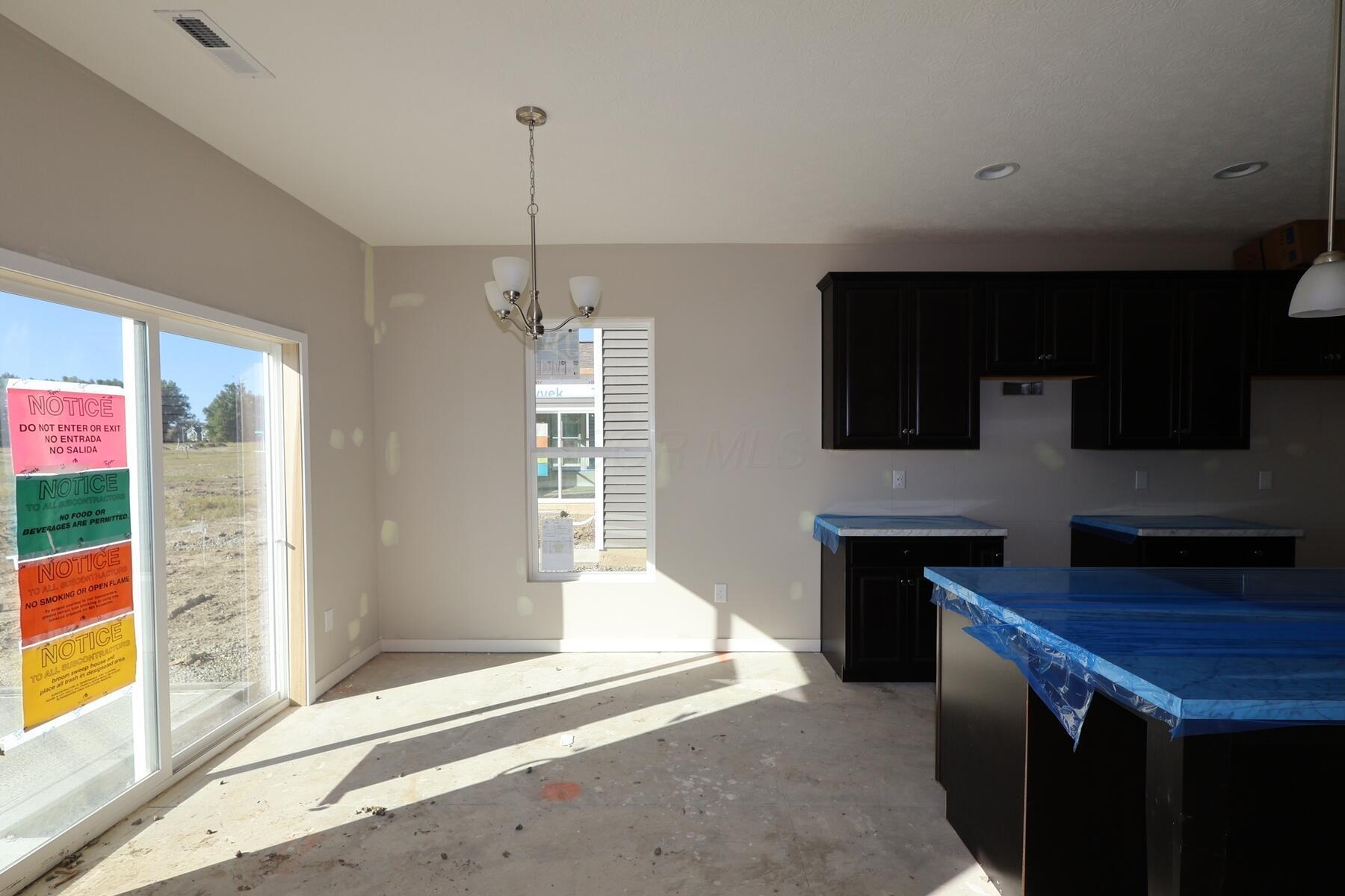 5876 Creekview Drive Property Photo 9