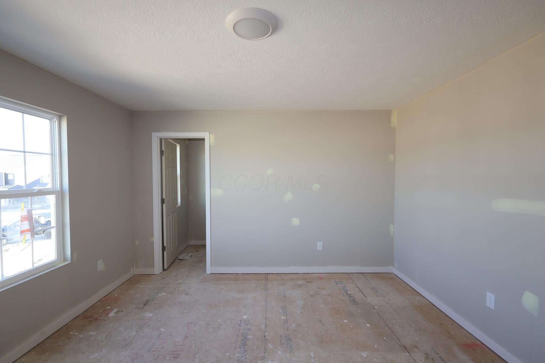 5876 Creekview Drive Property Photo 13
