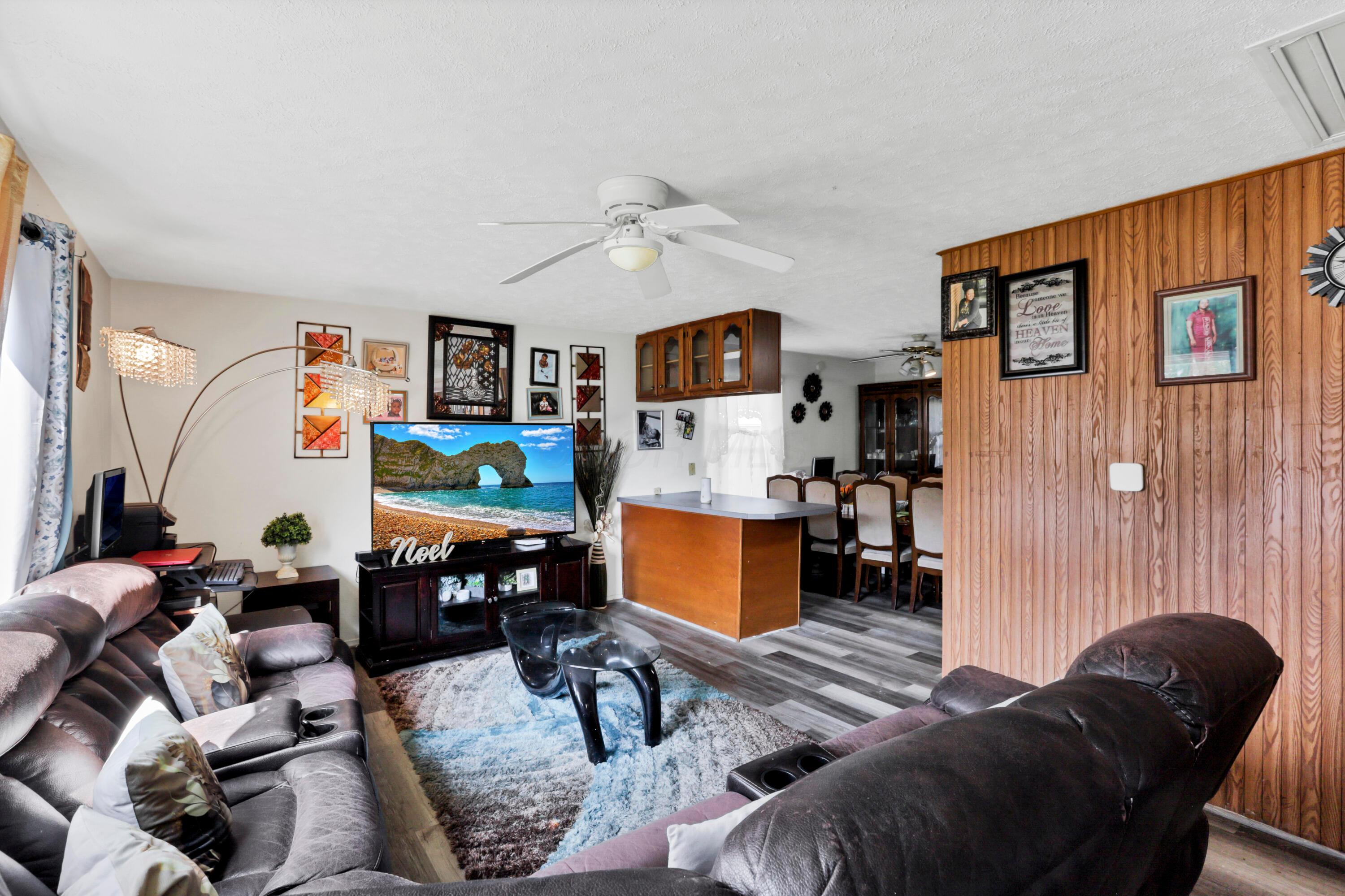 7400 Marlan Avenue Property Photo 6