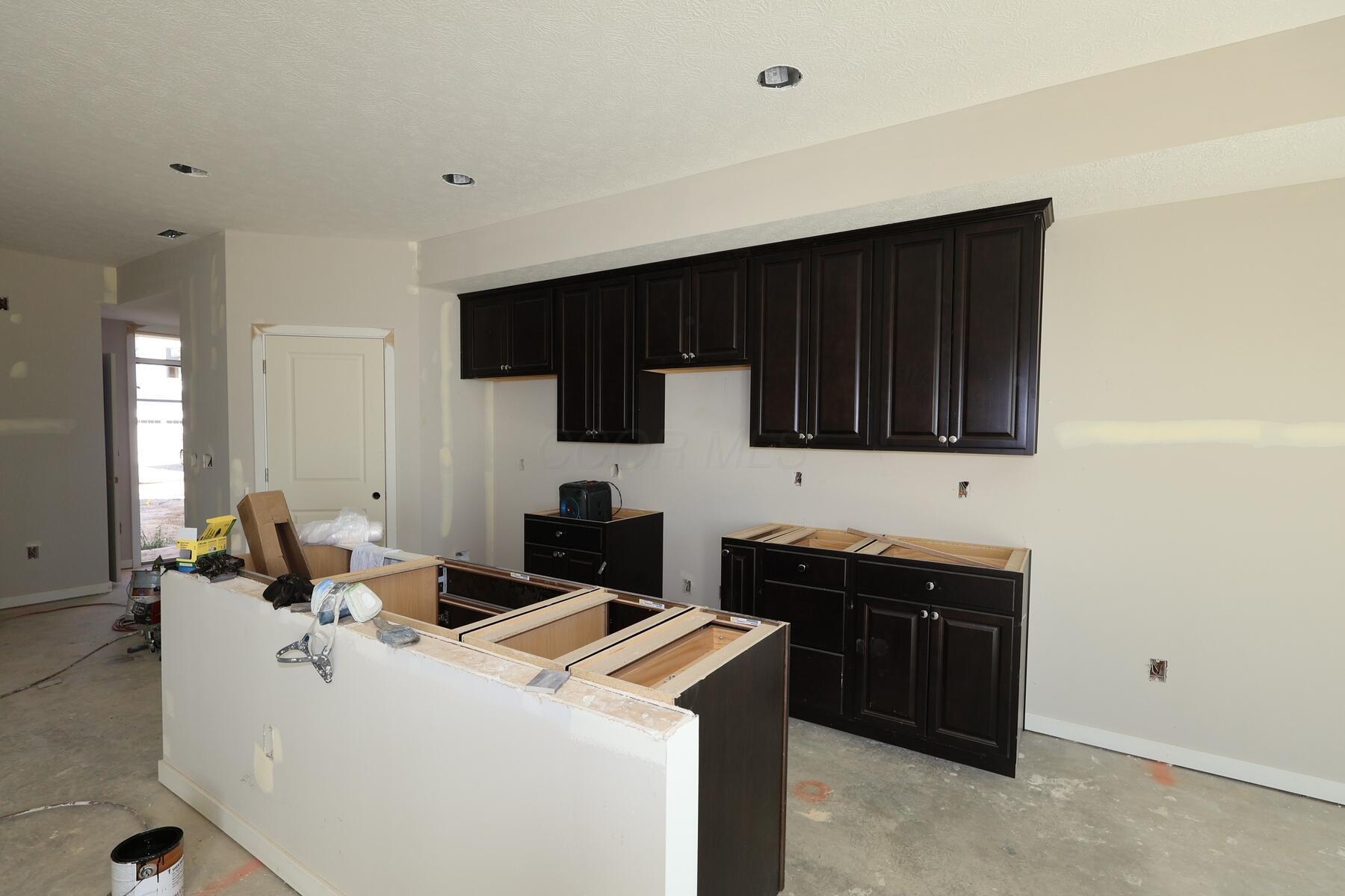 5764 Dutch Lane Property Photo 3