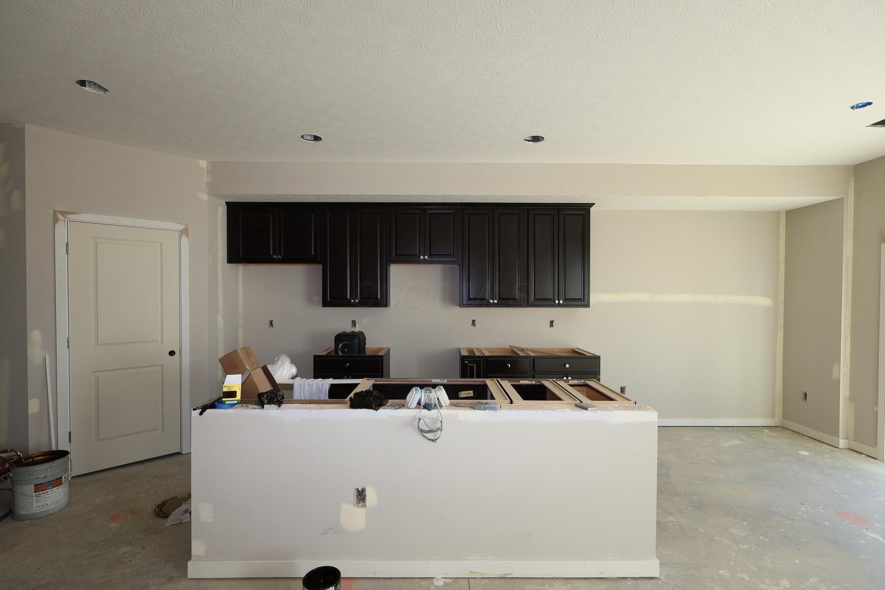 5764 Dutch Lane Property Photo 4