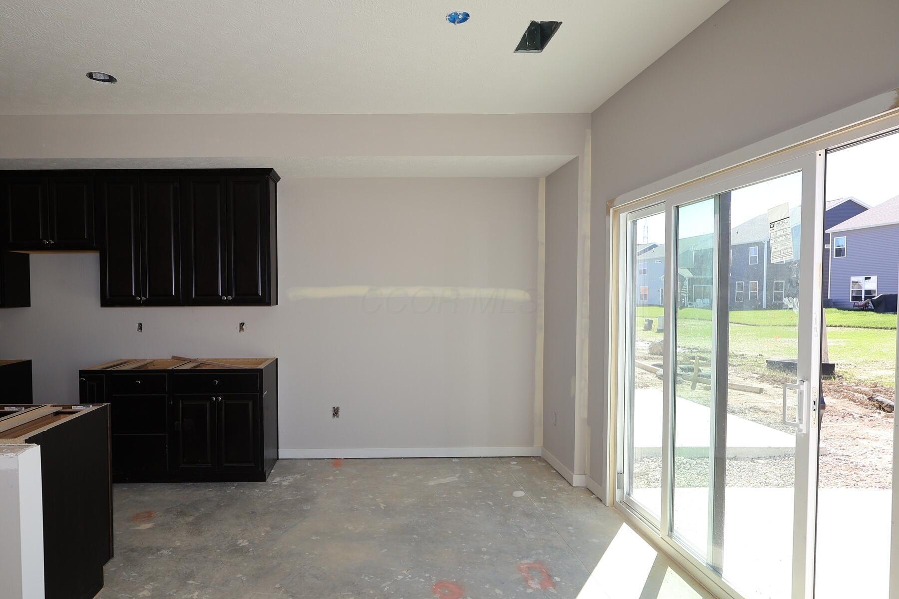 5764 Dutch Lane Property Photo 6