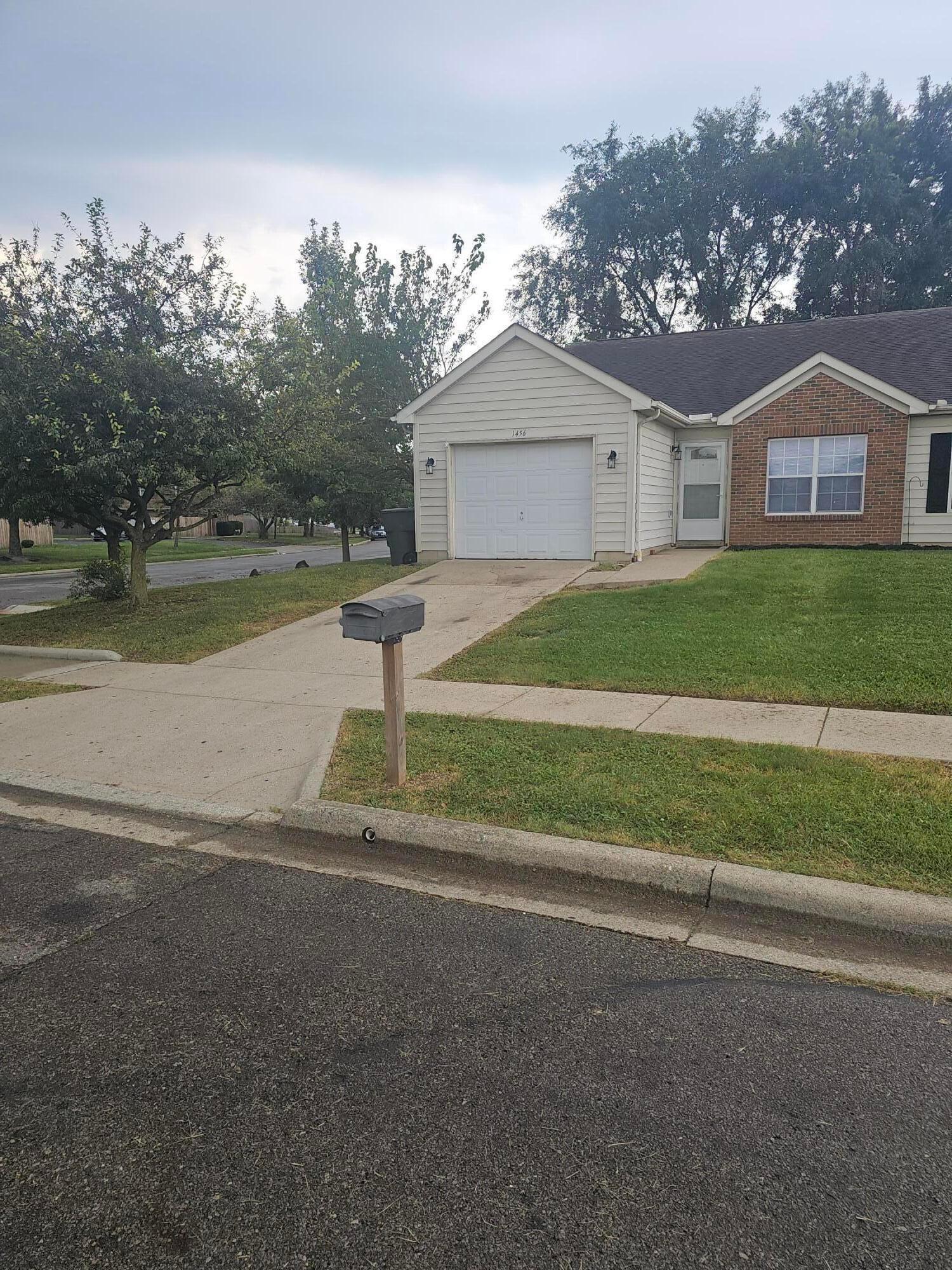 1456 October Ridge Court Property Photo 1