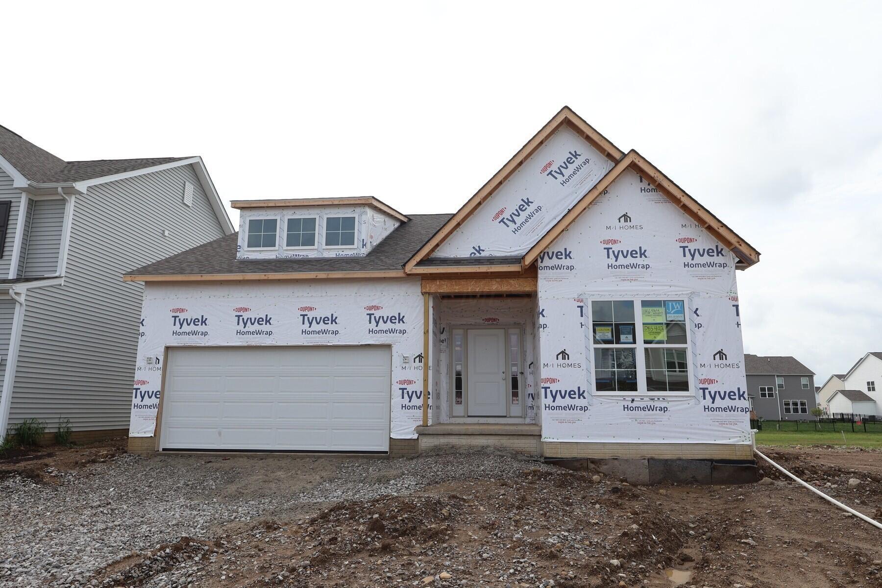 1146 Slate Wagon Road E Property Photo 1