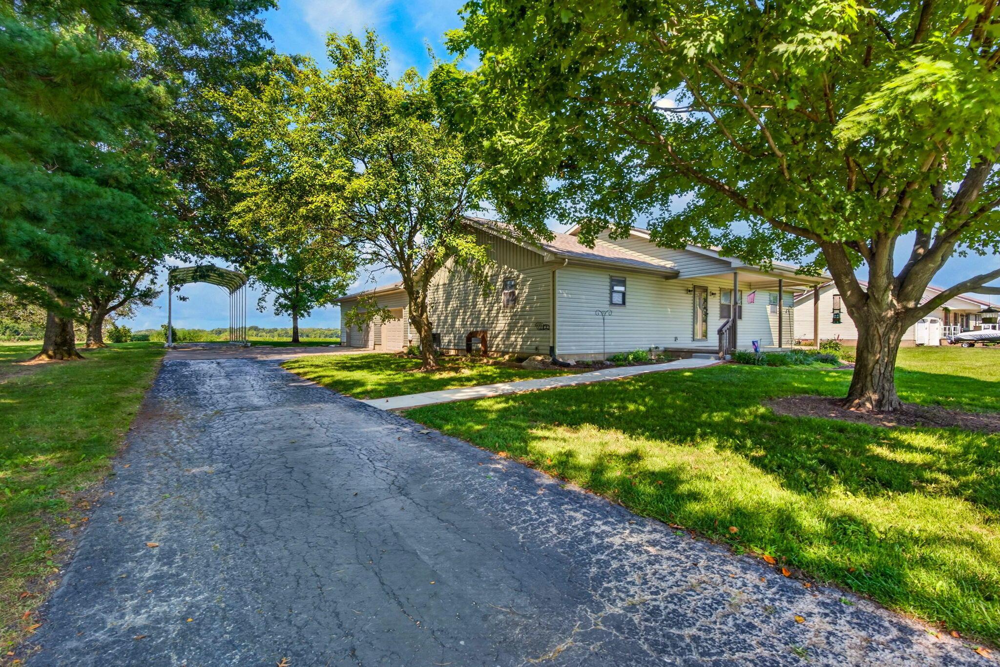 22209 Bolender Pontius Road Property Photo 4
