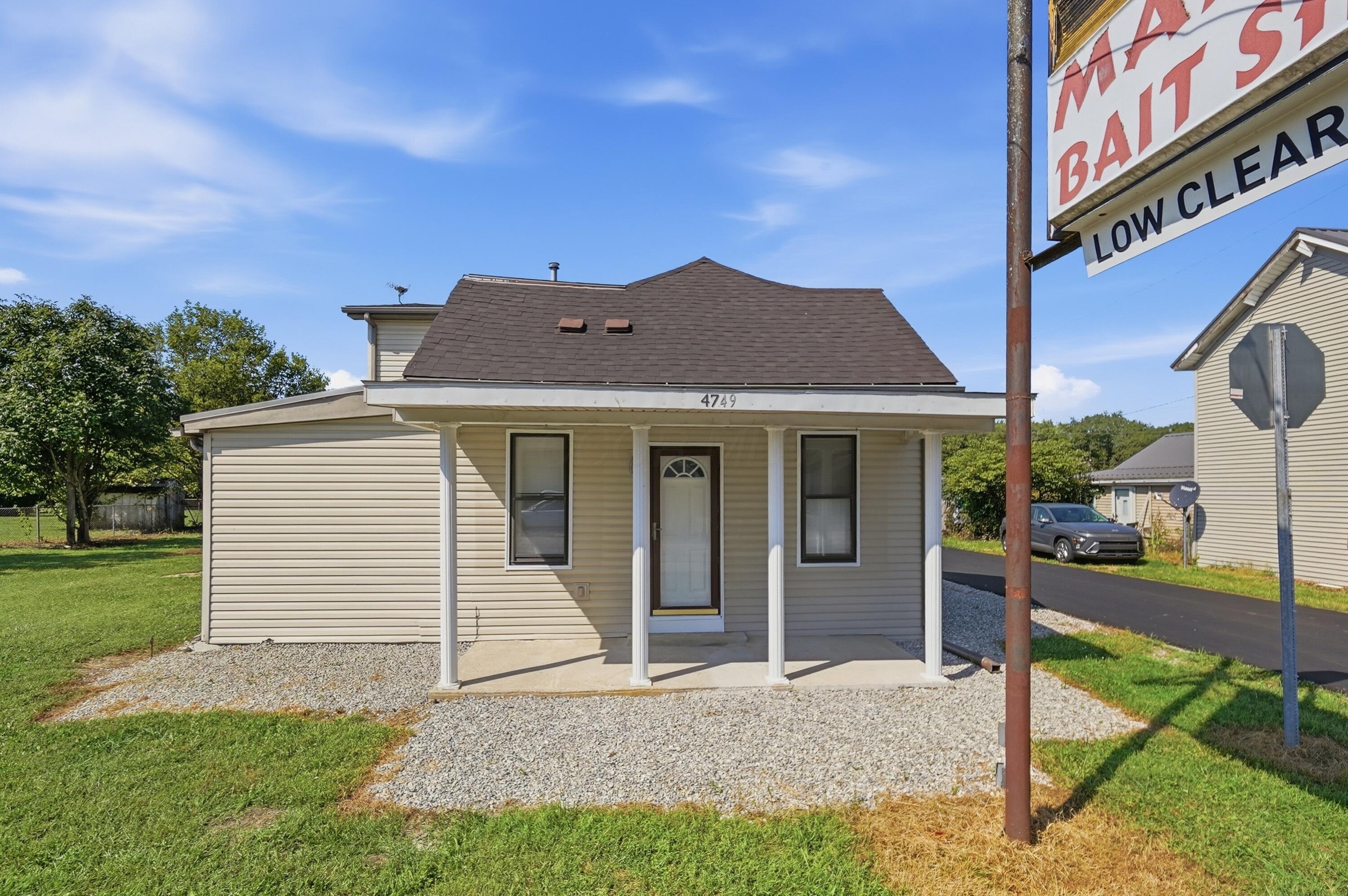 4749 NE State Route 207 NE