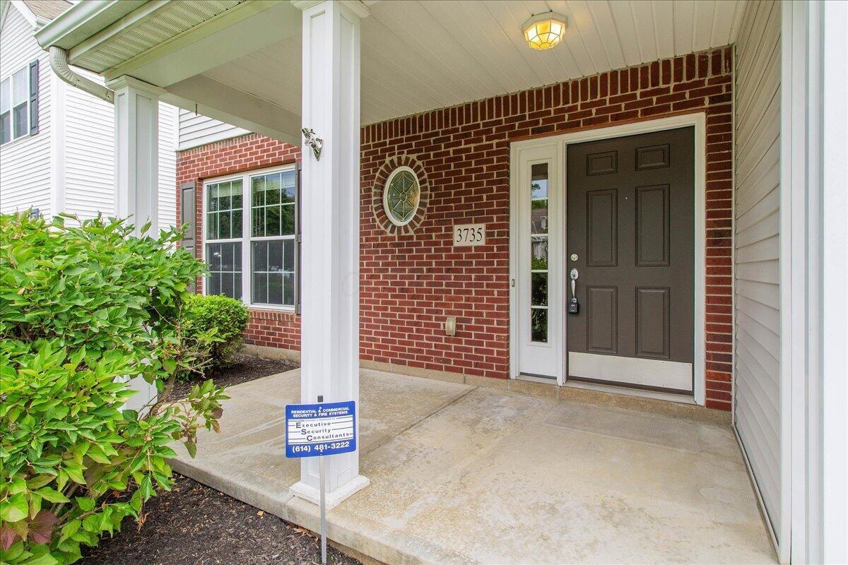 3735 Grimes Drive Property Photo 2
