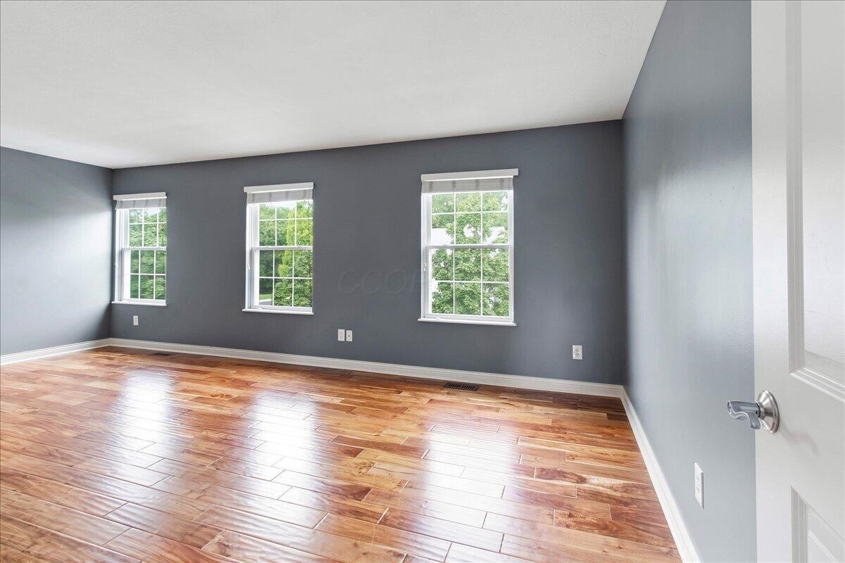3735 Grimes Drive Property Photo 19