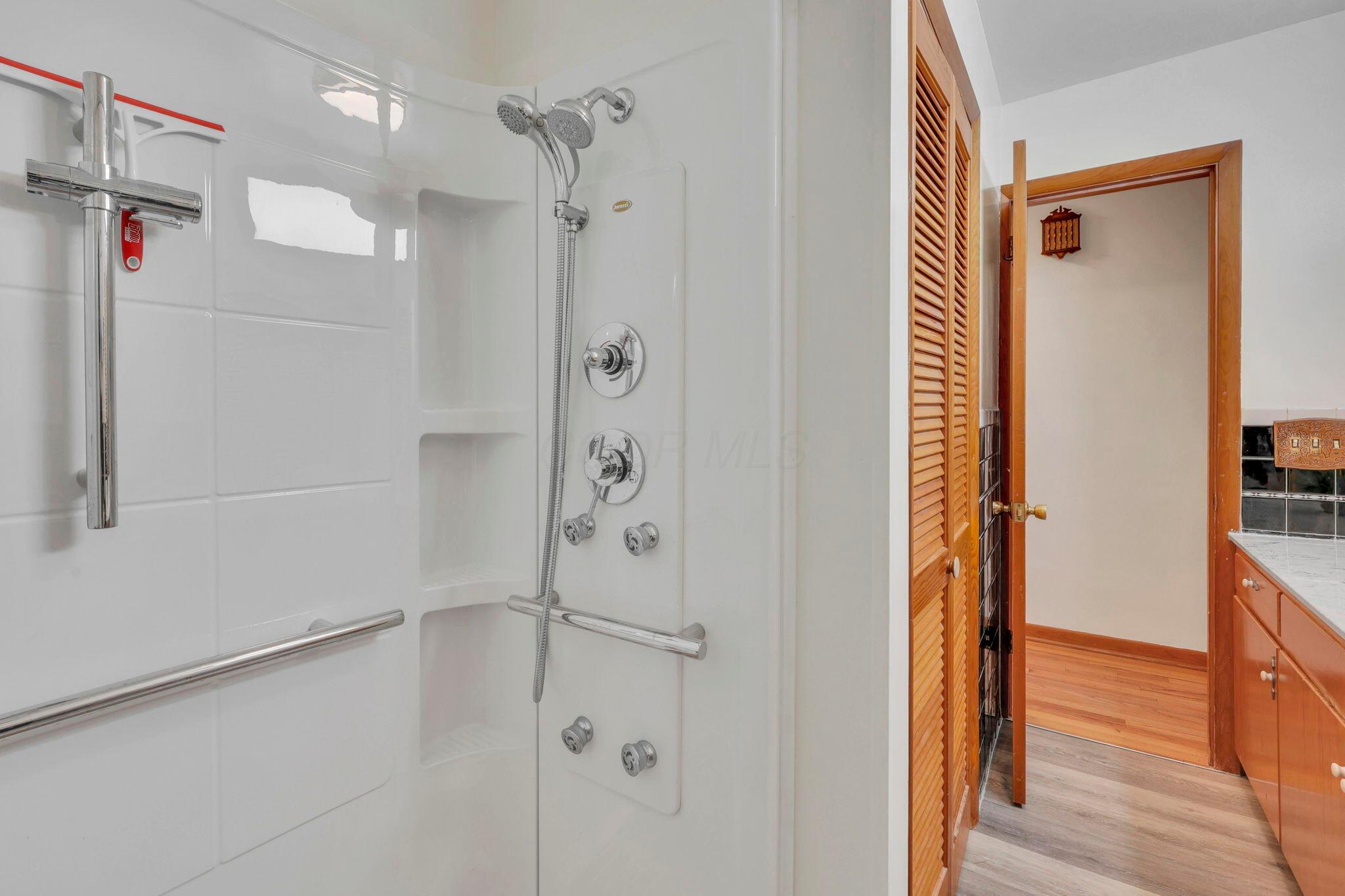 823 Wayne Drive Property Photo 28