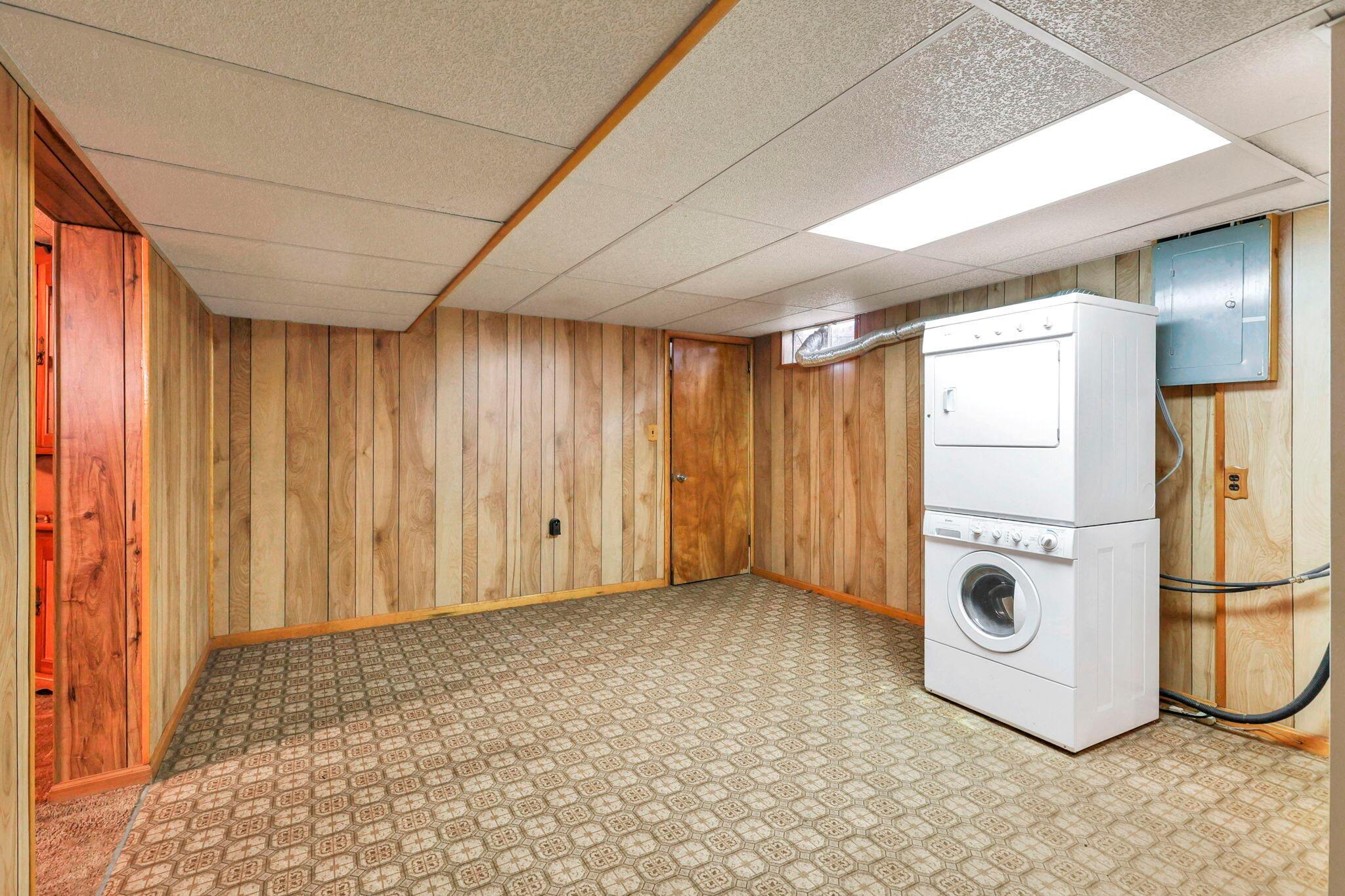 823 Wayne Drive Property Photo 46