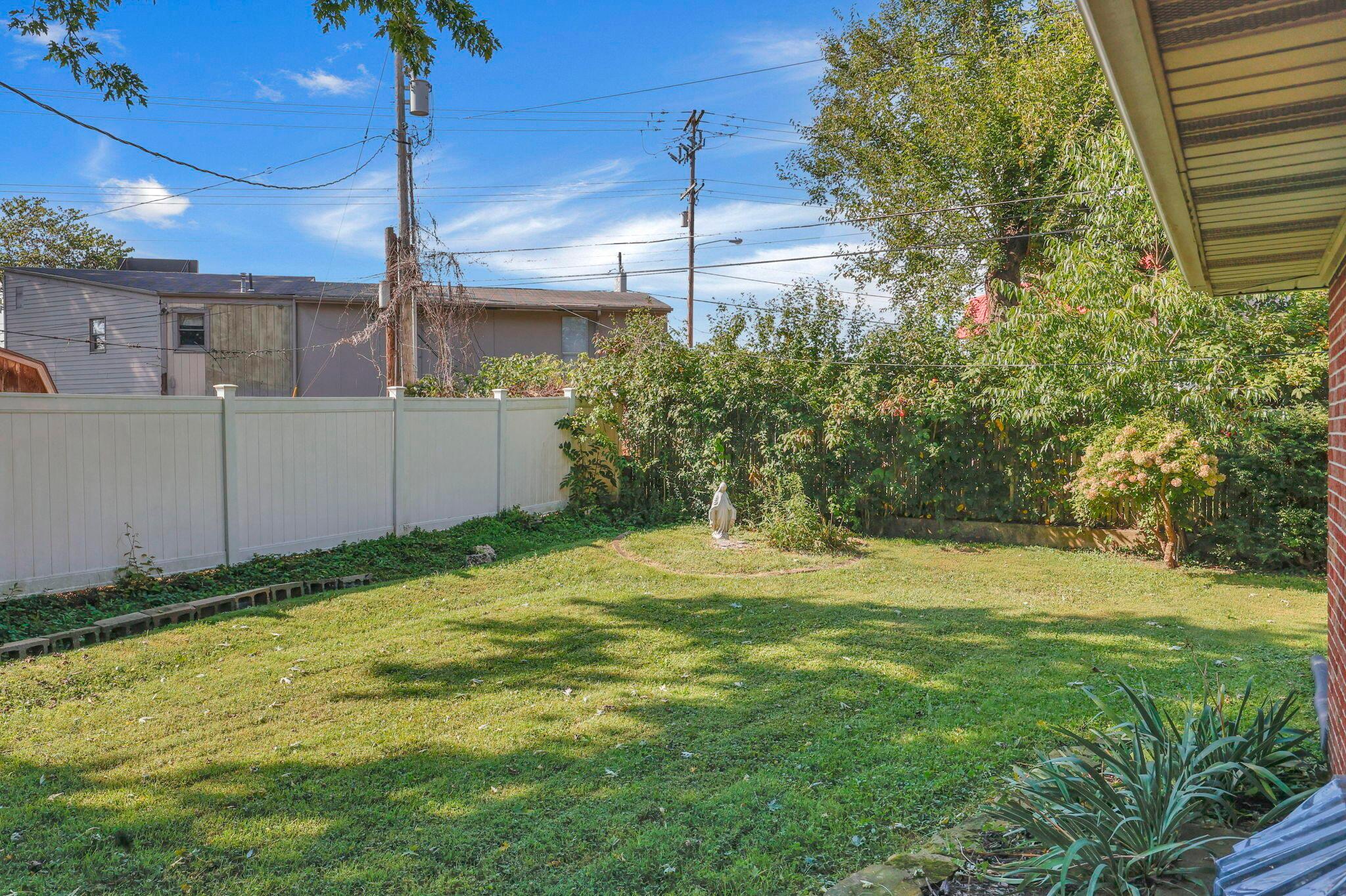 823 Wayne Drive Property Photo 52