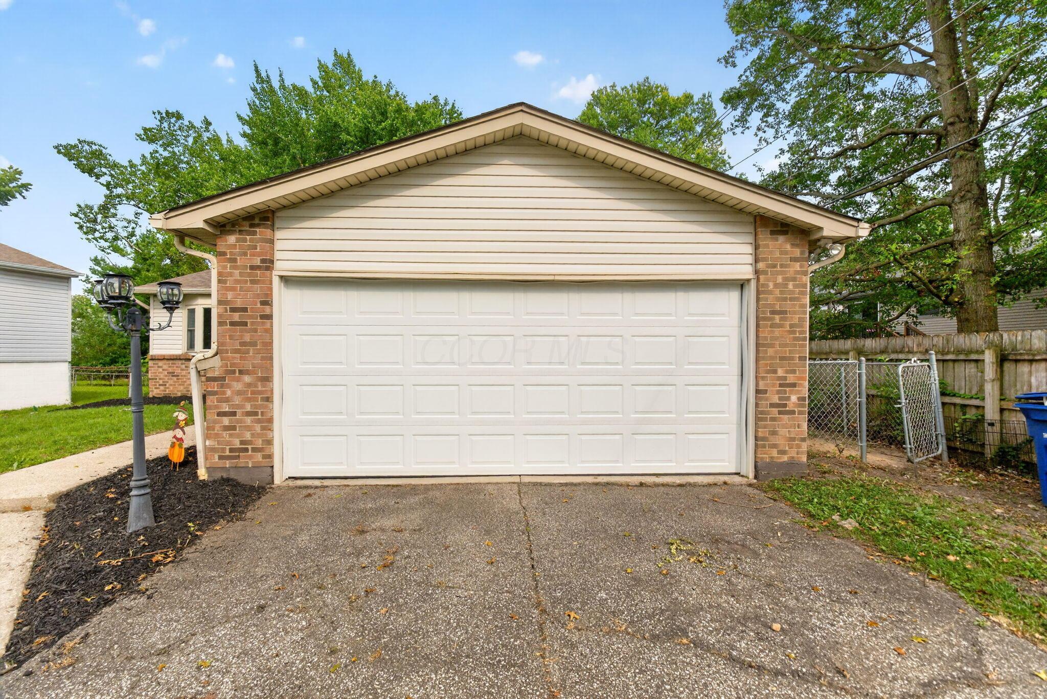 3548 Hines Road Property Photo 5