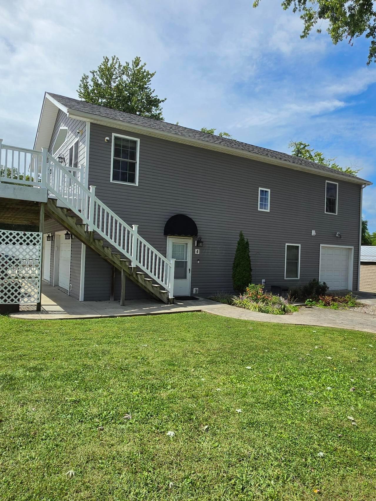 4 Rosebraugh Circle E Property Photo 8