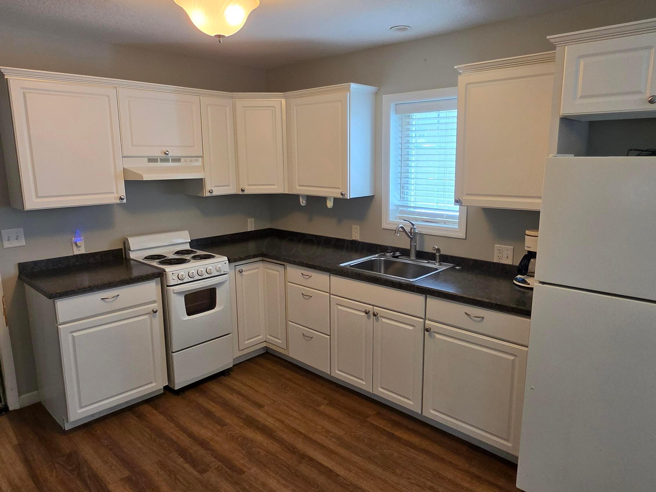 4 Rosebraugh Circle E Property Photo 23