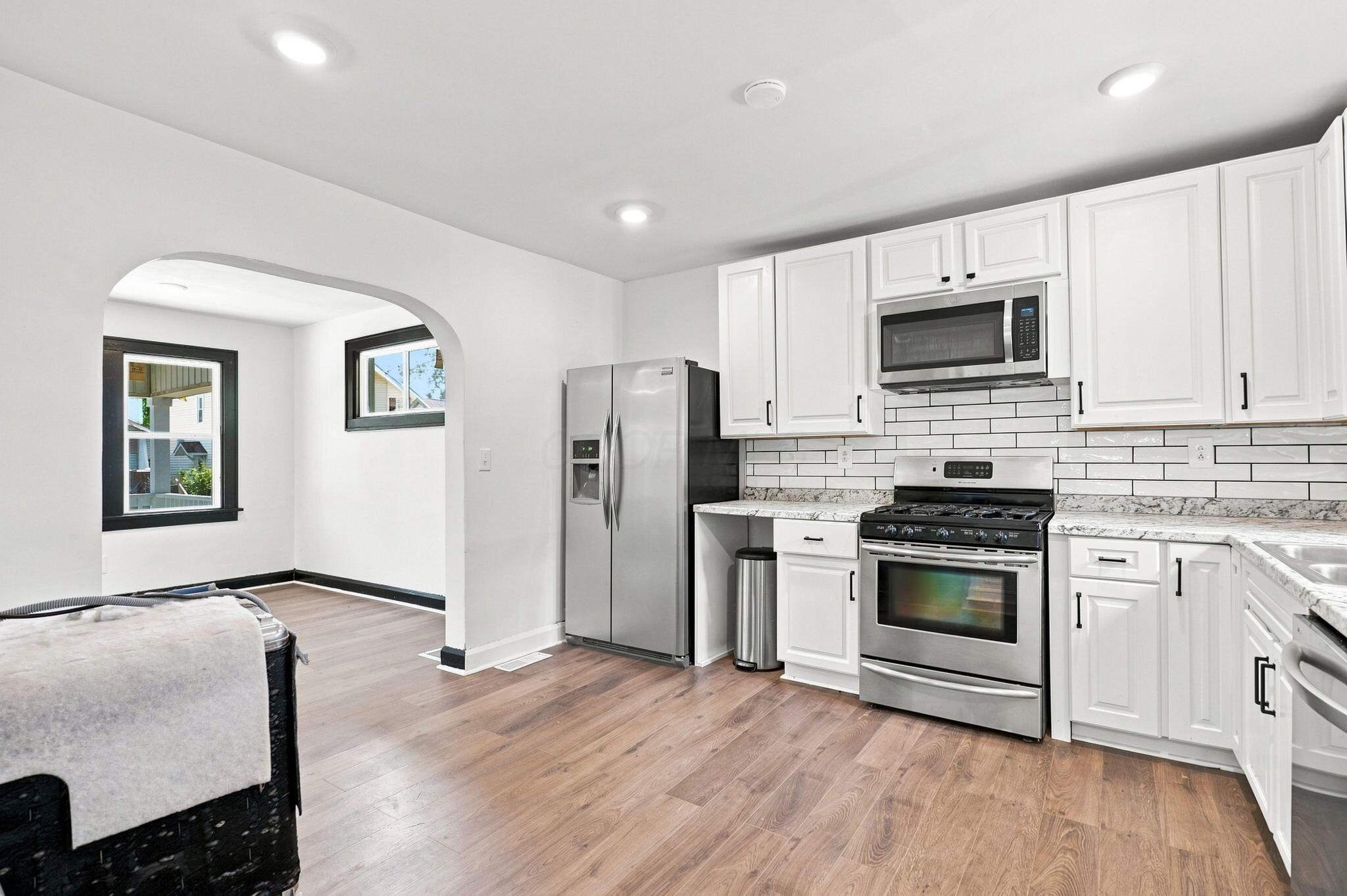 1456 Kenmore Road Property Photo 15
