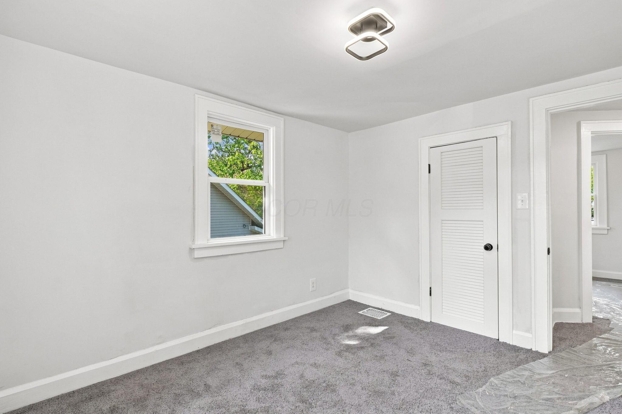 1456 Kenmore Road Property Photo 28