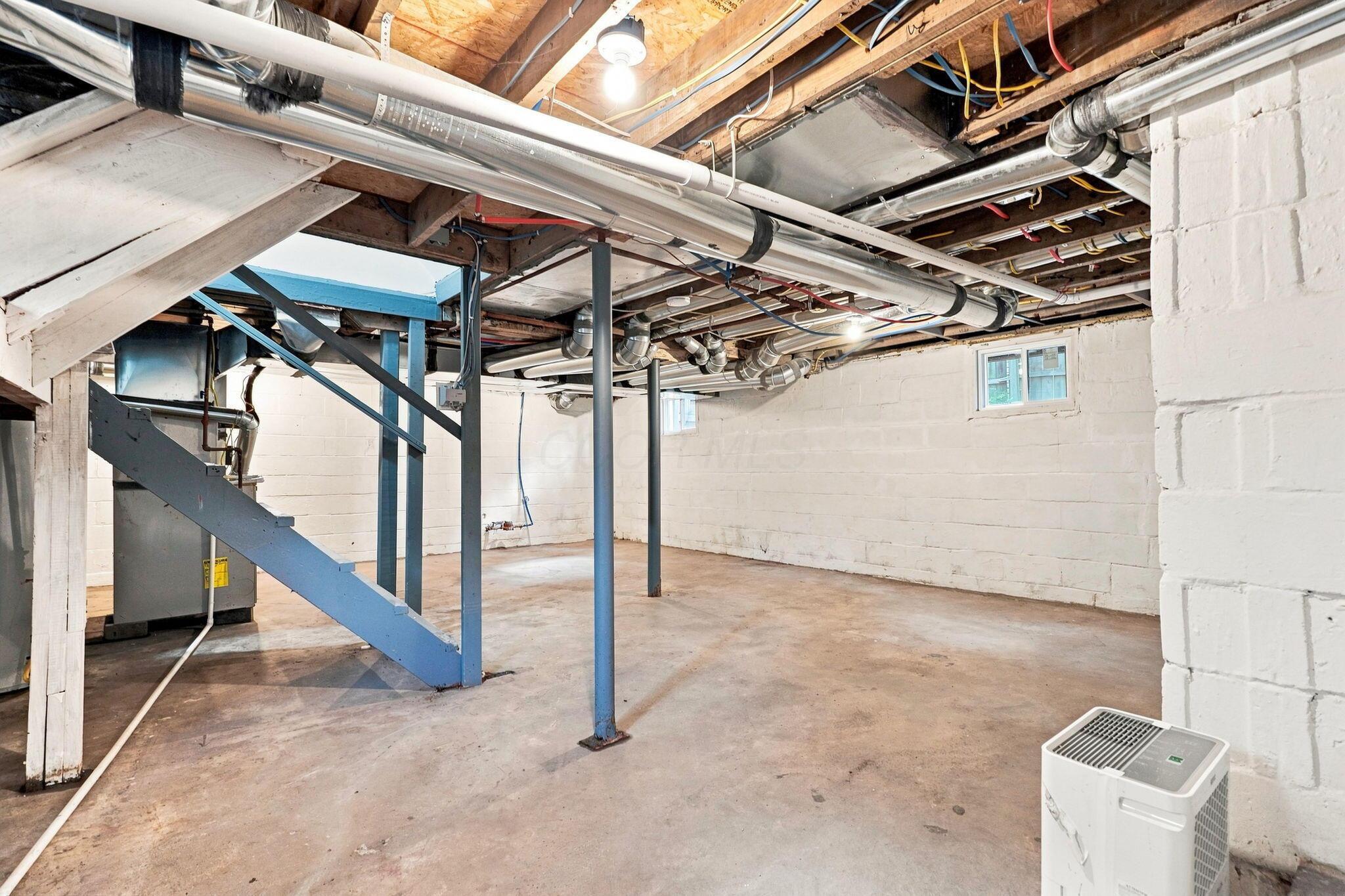 1456 Kenmore Road Property Photo 44