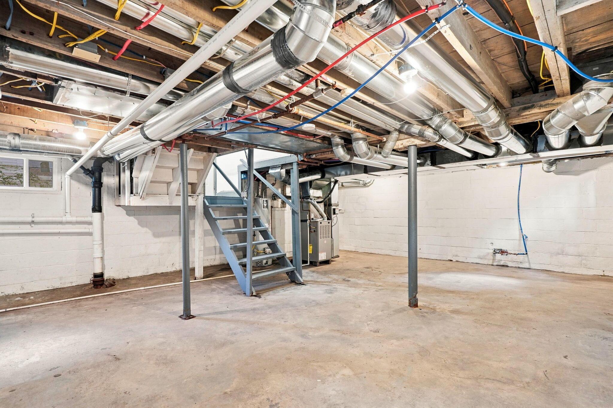 1456 Kenmore Road Property Photo 45