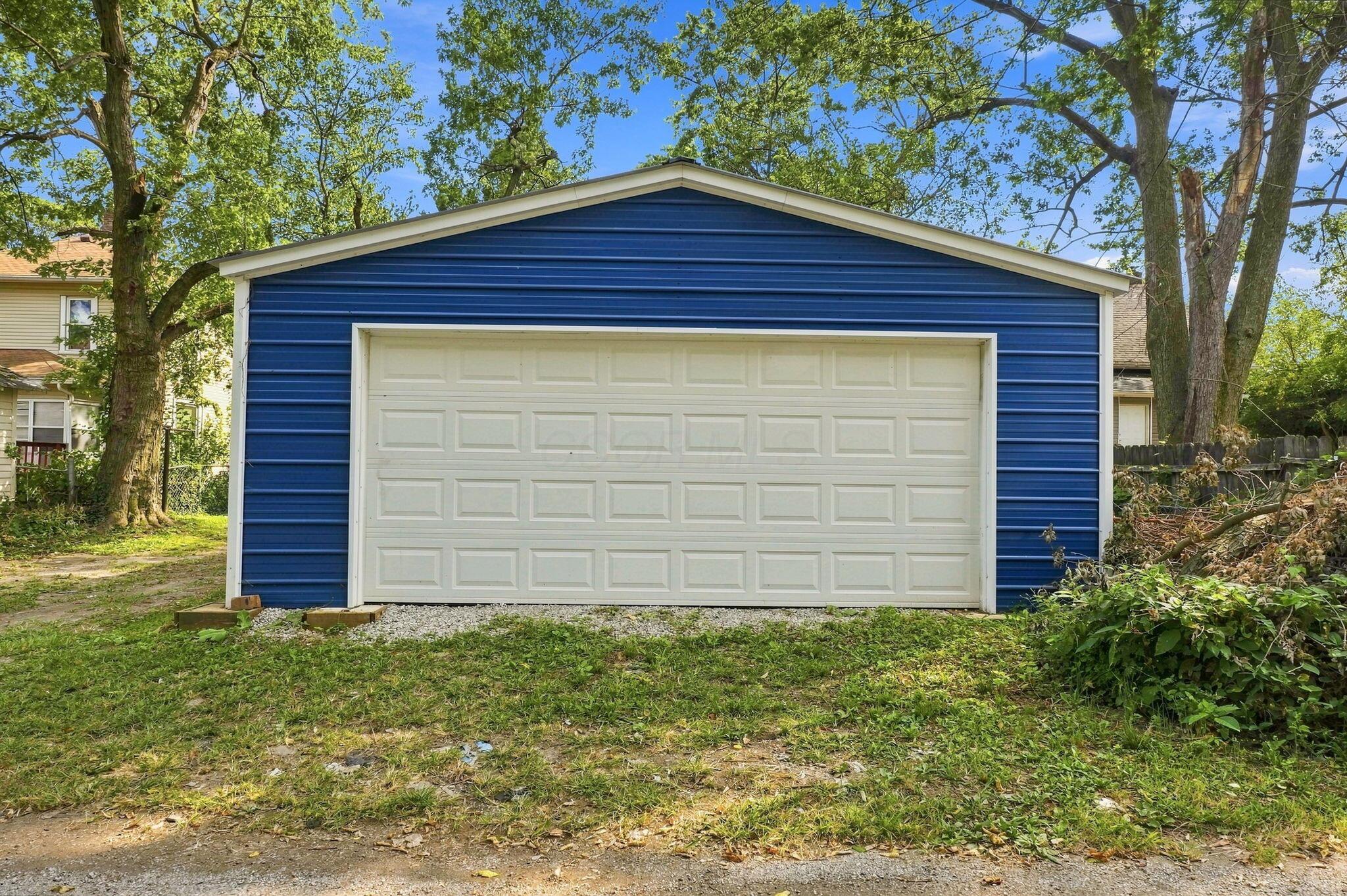 1456 Kenmore Road Property Photo 57