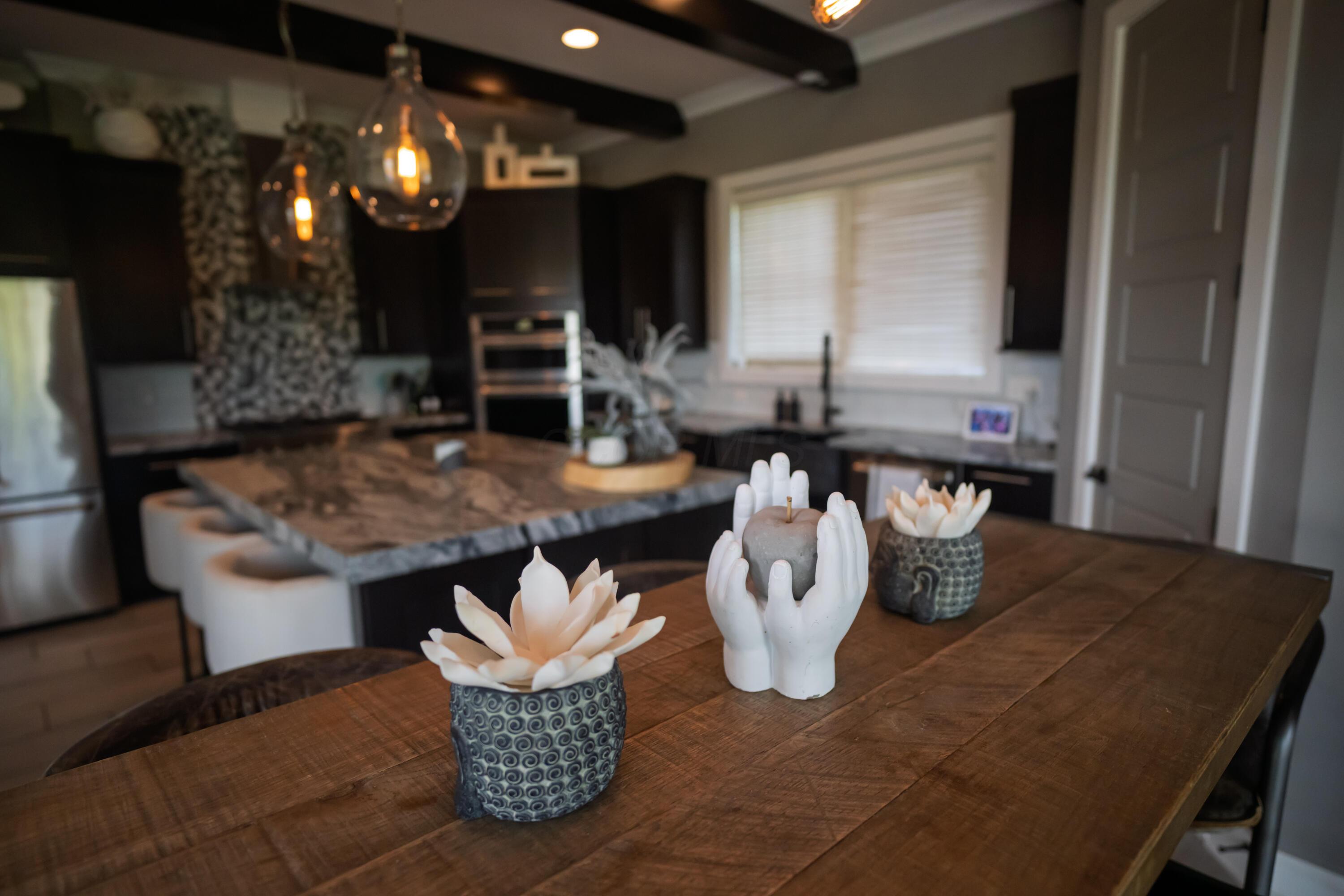 1404 Guilford Road Property Photo 8