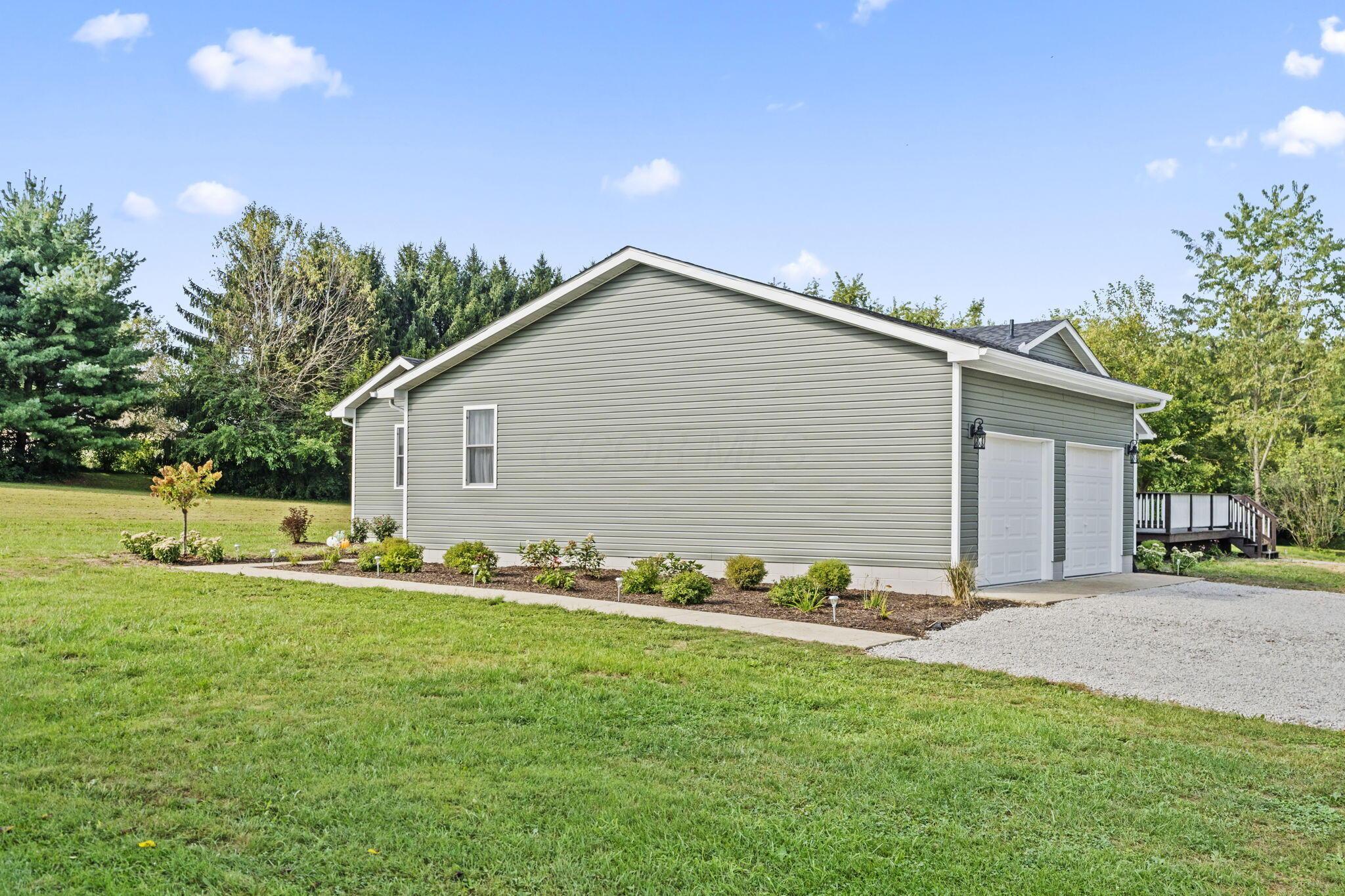 27695 Campbell Road Property Photo 4