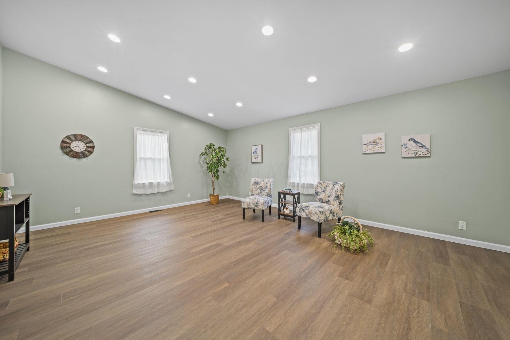 27695 Campbell Road Property Photo 17