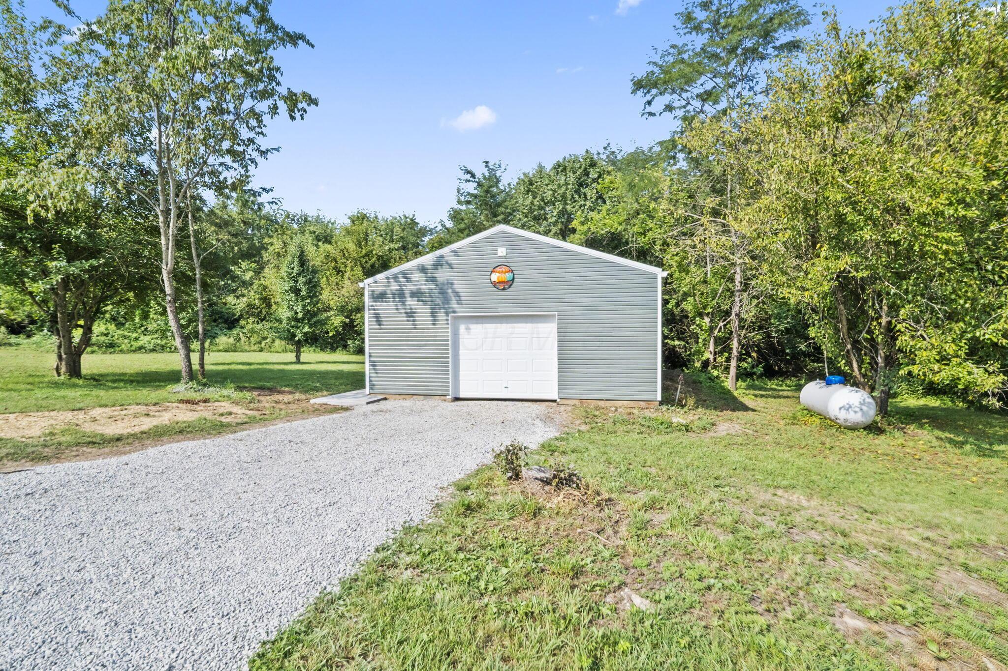 27695 Campbell Road Property Photo 48