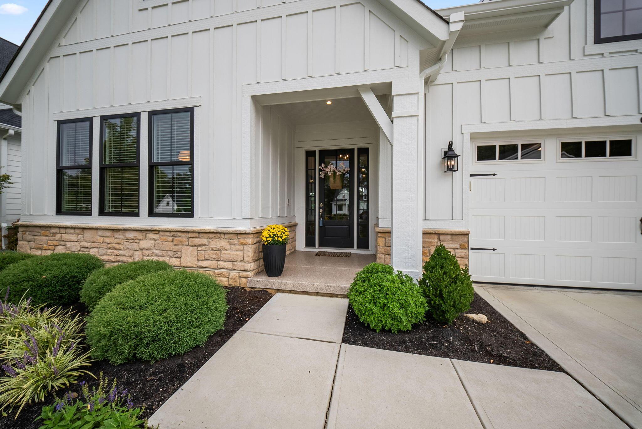 6029 Victory Lane Property Photo 2