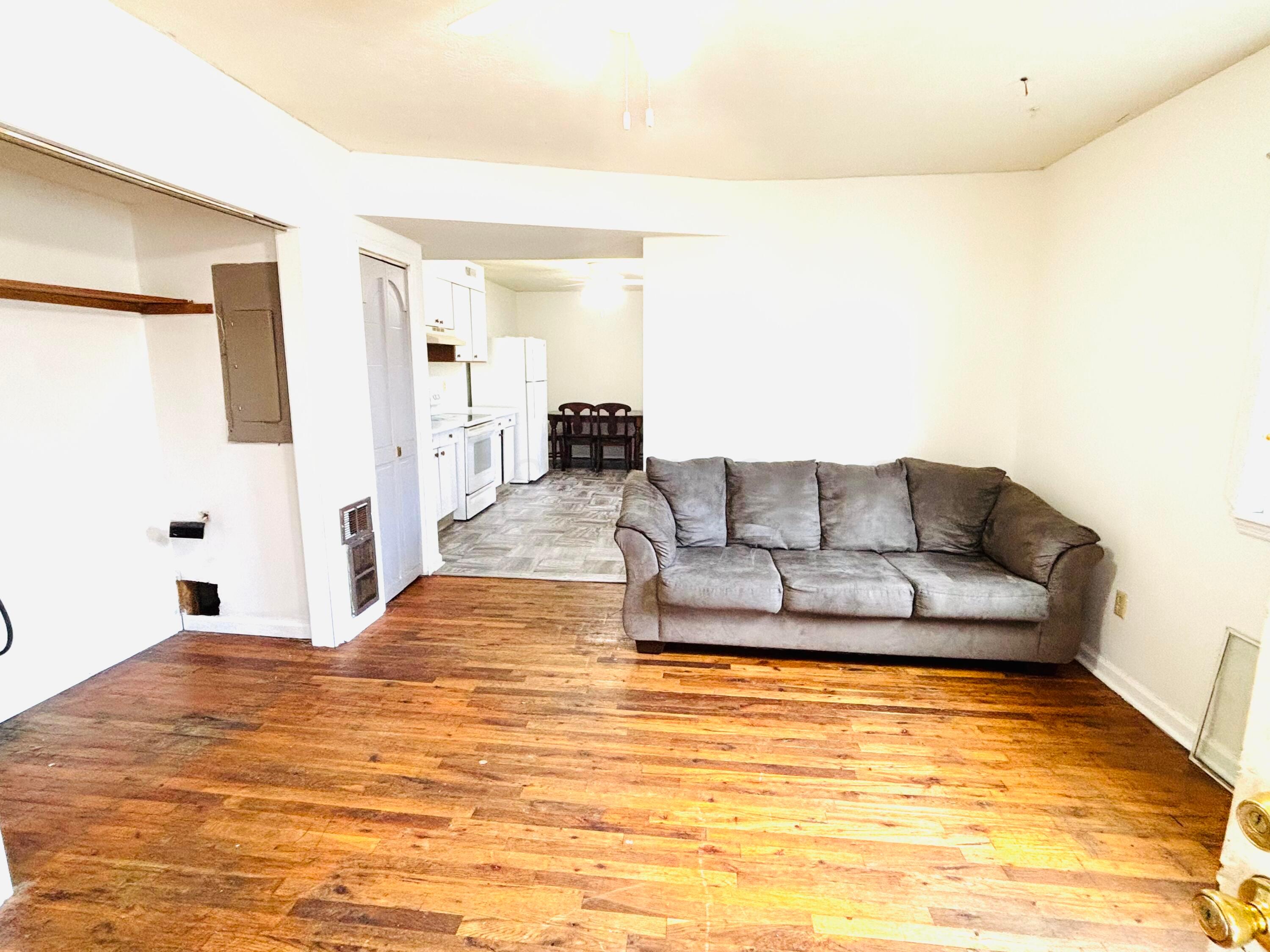417 Half Avenue Property Photo 5
