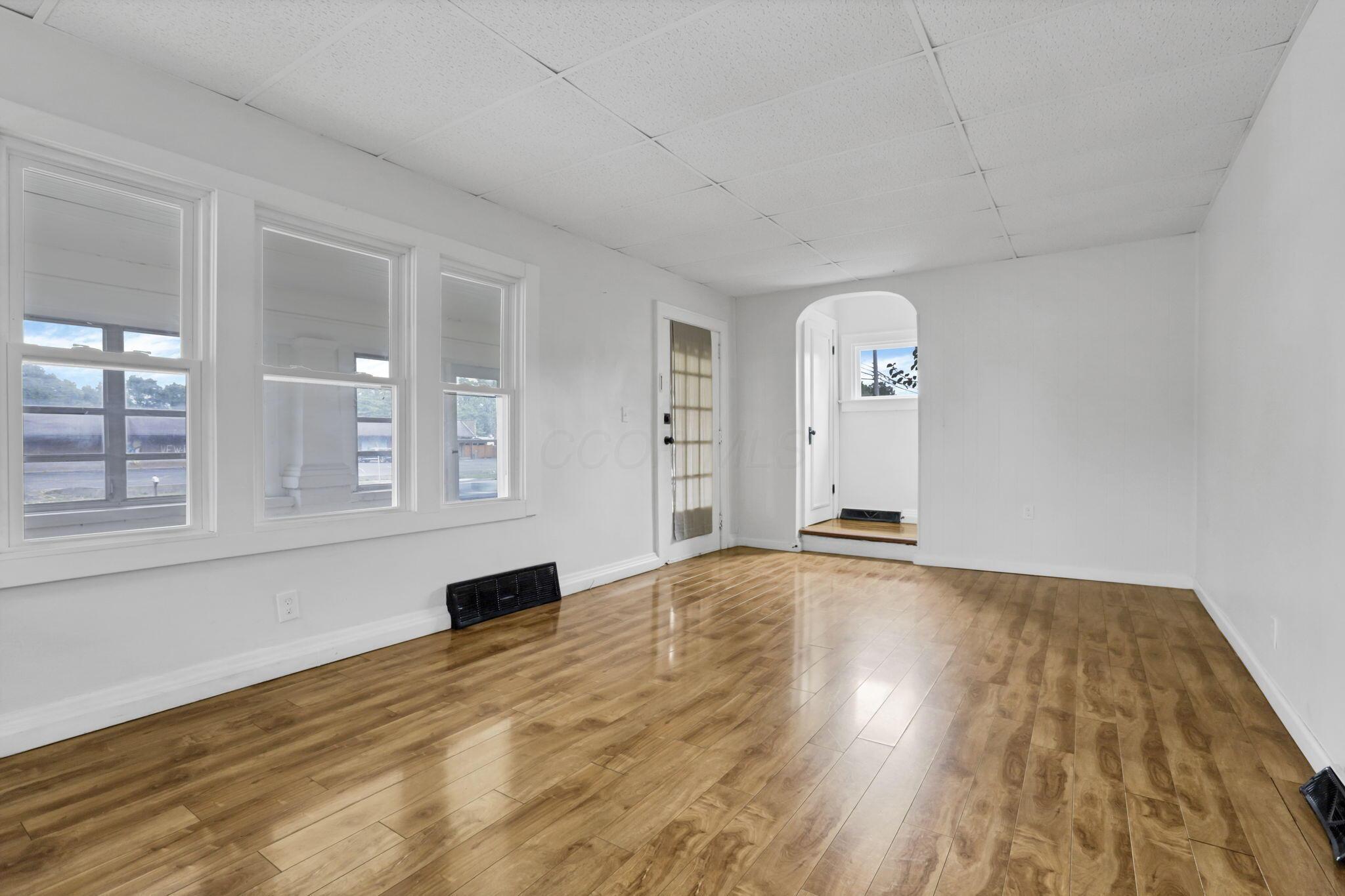 2365 N Stelzer Road Property Photo 9