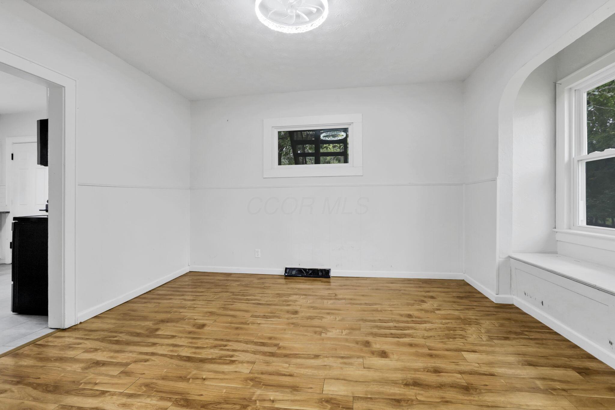 2365 N Stelzer Road Property Photo 10