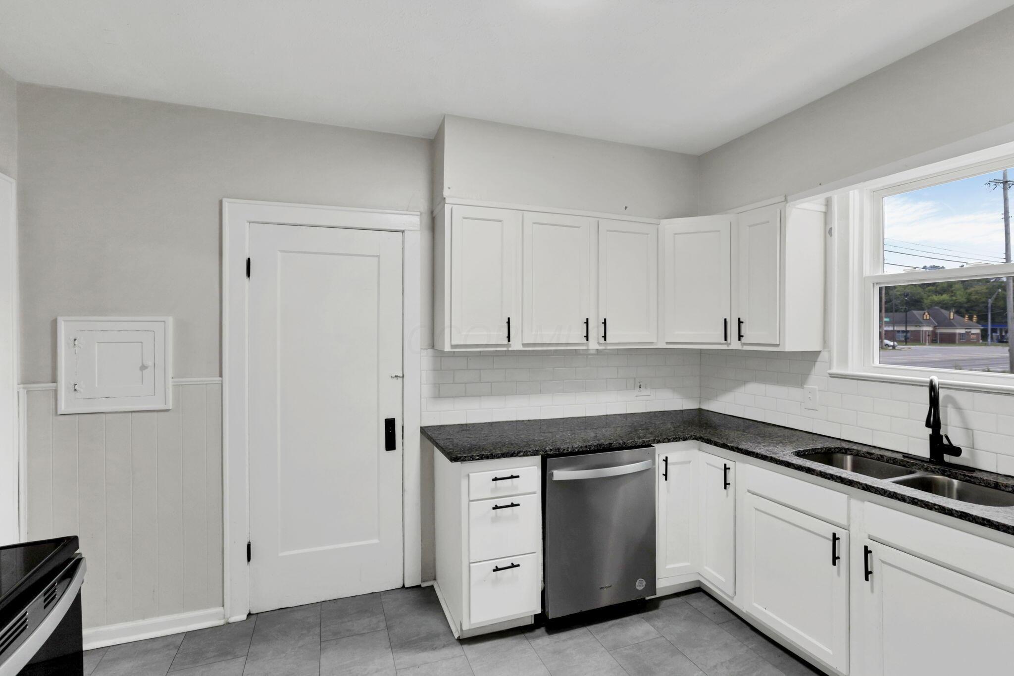 2365 N Stelzer Road Property Photo 14