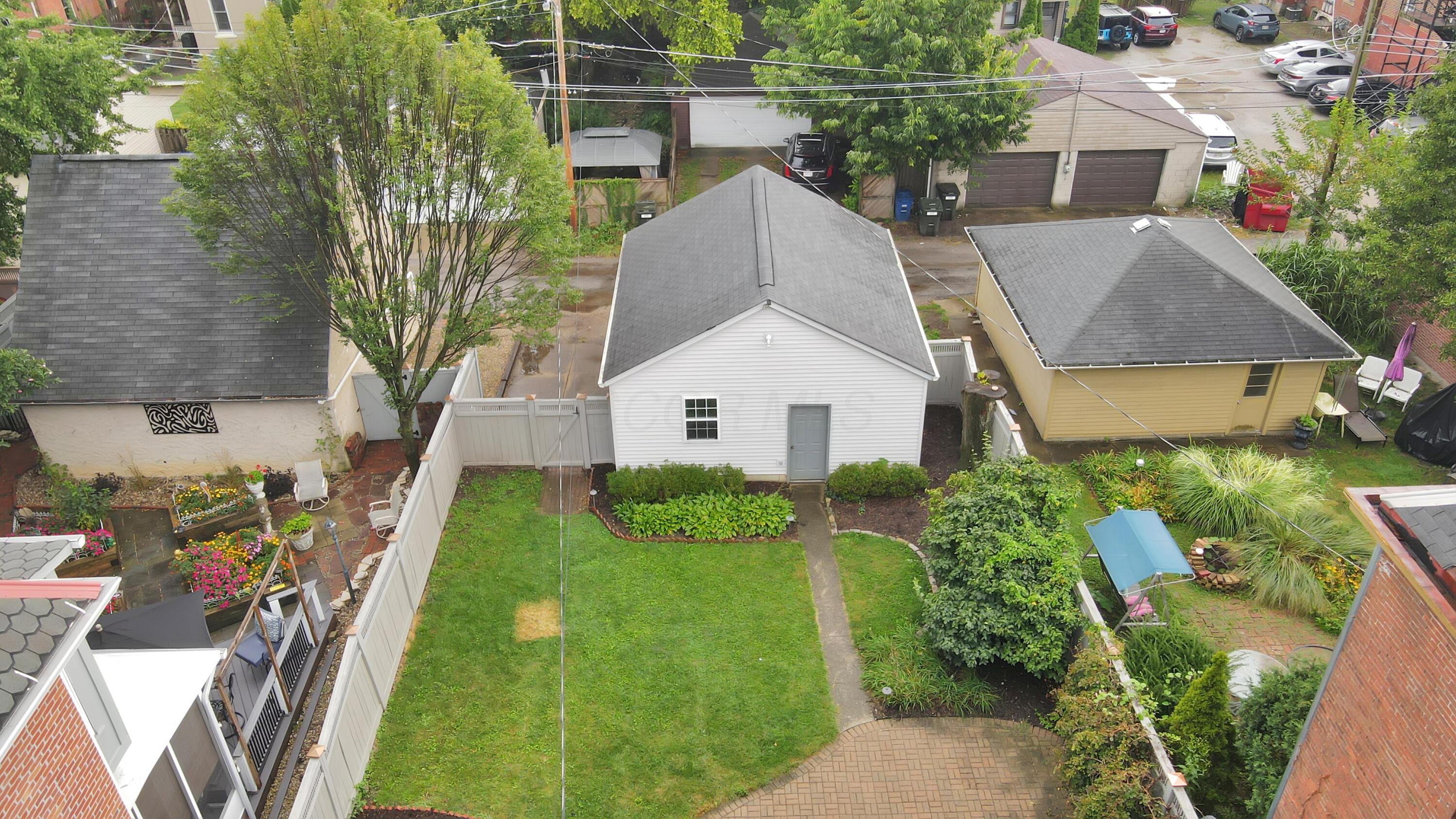 325 W 6th Avenue Property Photo 51