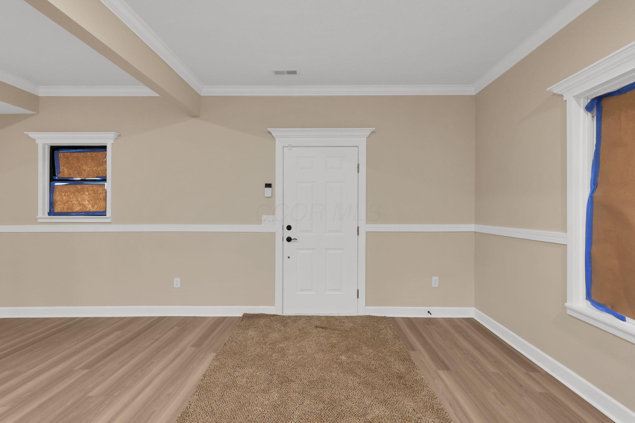 1074 Lockbourne Road Property Photo 8