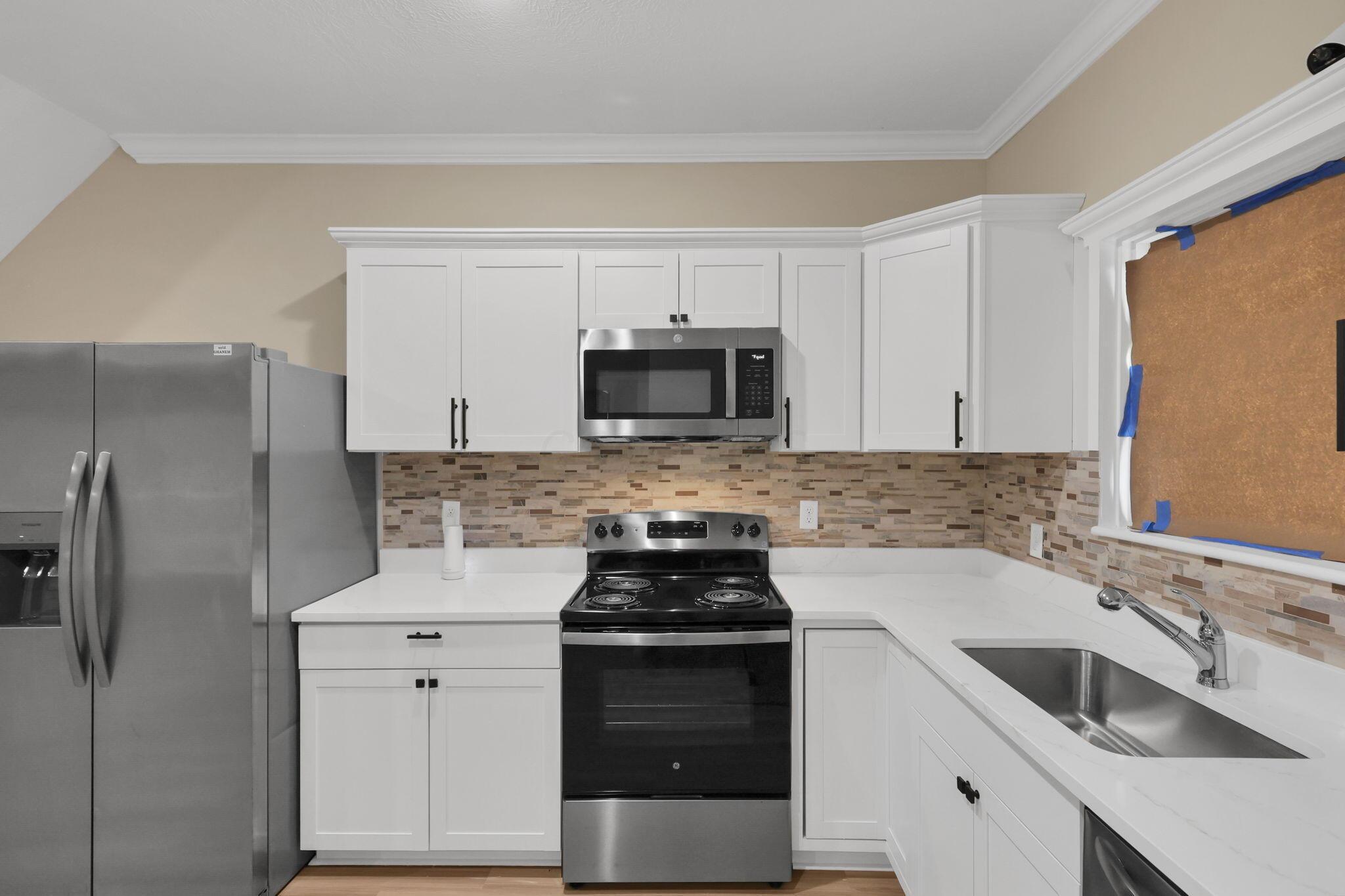 1074 Lockbourne Road Property Photo 13