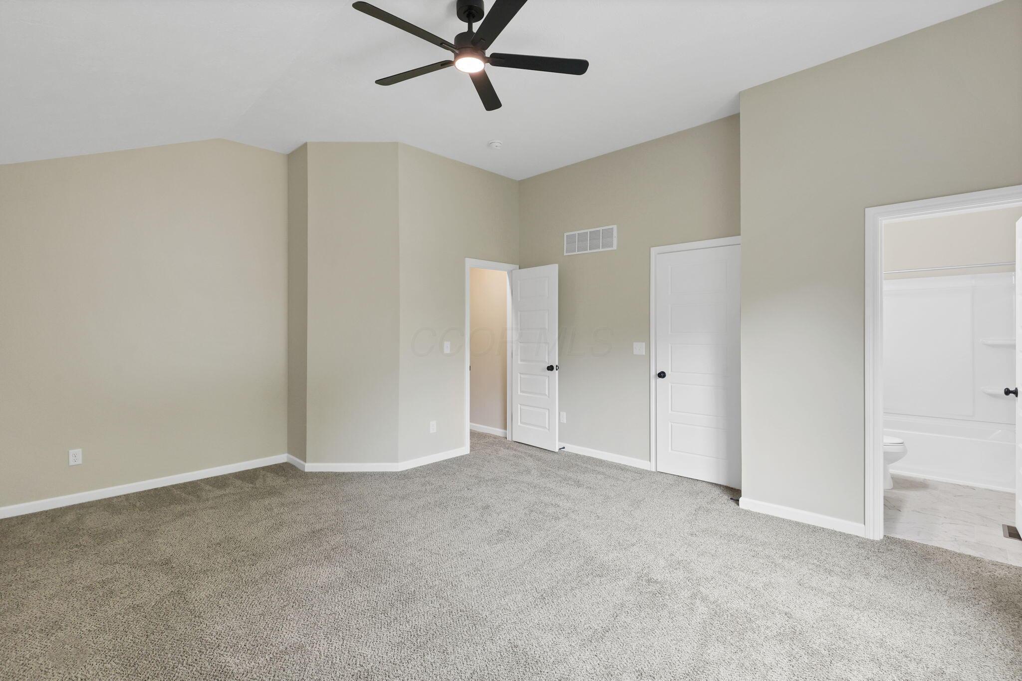 1074 Lockbourne Road Property Photo 20