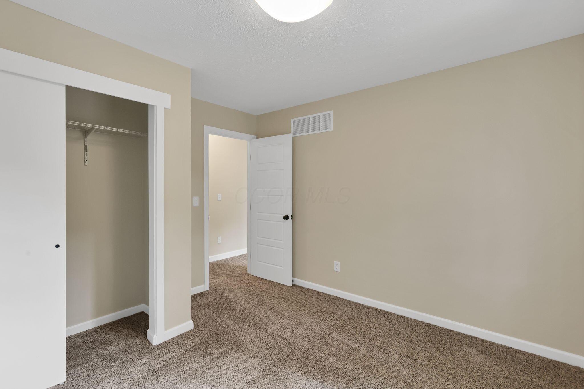 1074 Lockbourne Road Property Photo 26