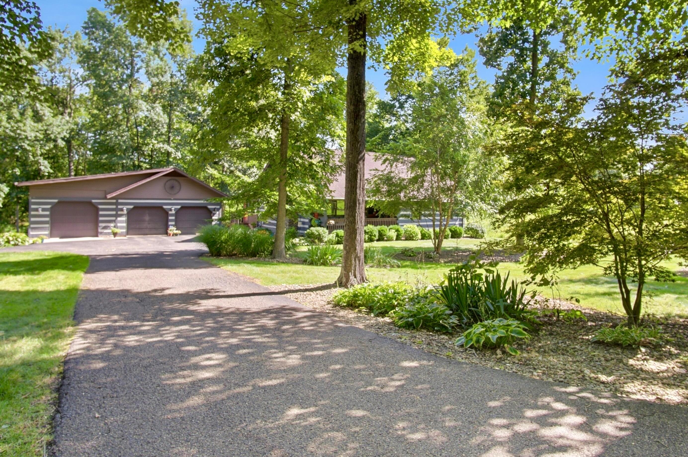 2630 Red Fox Property Photo 2