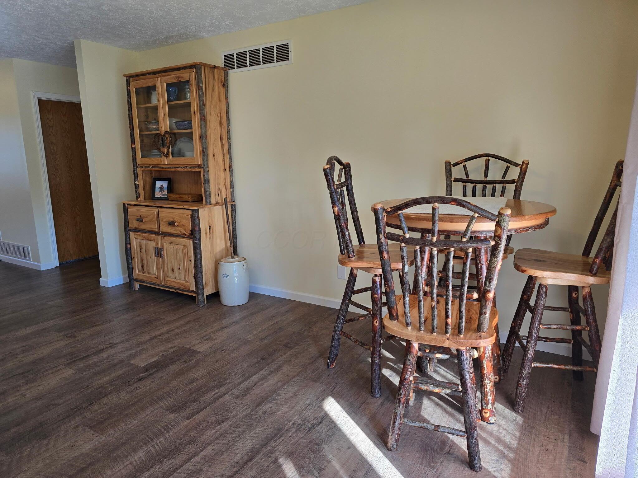 45330 Maple View Circle Property Photo 7