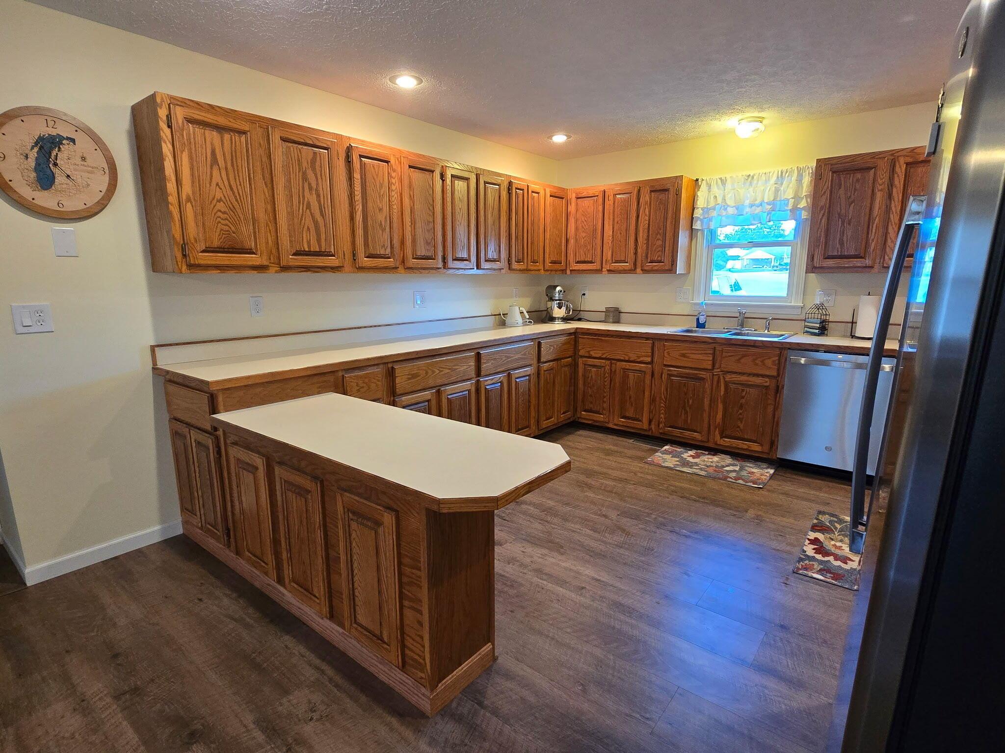 45330 Maple View Circle Property Photo 9