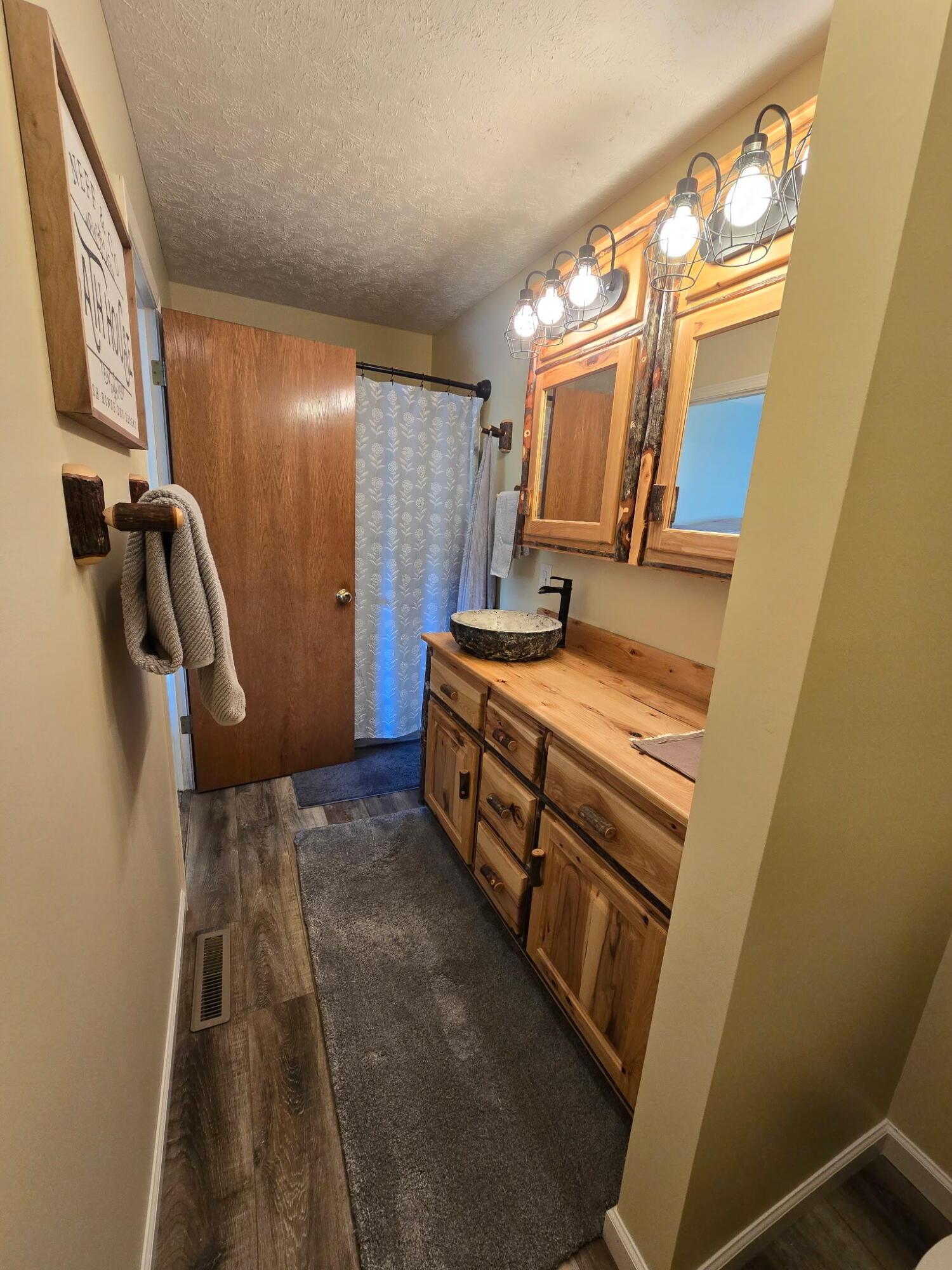 45330 Maple View Circle Property Photo 11