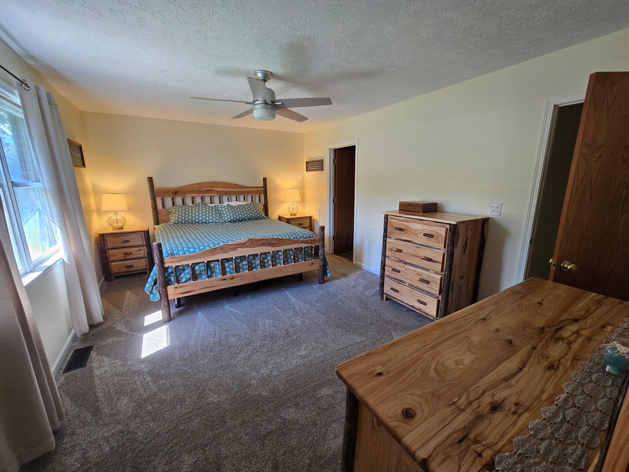 45330 Maple View Circle Property Photo 13