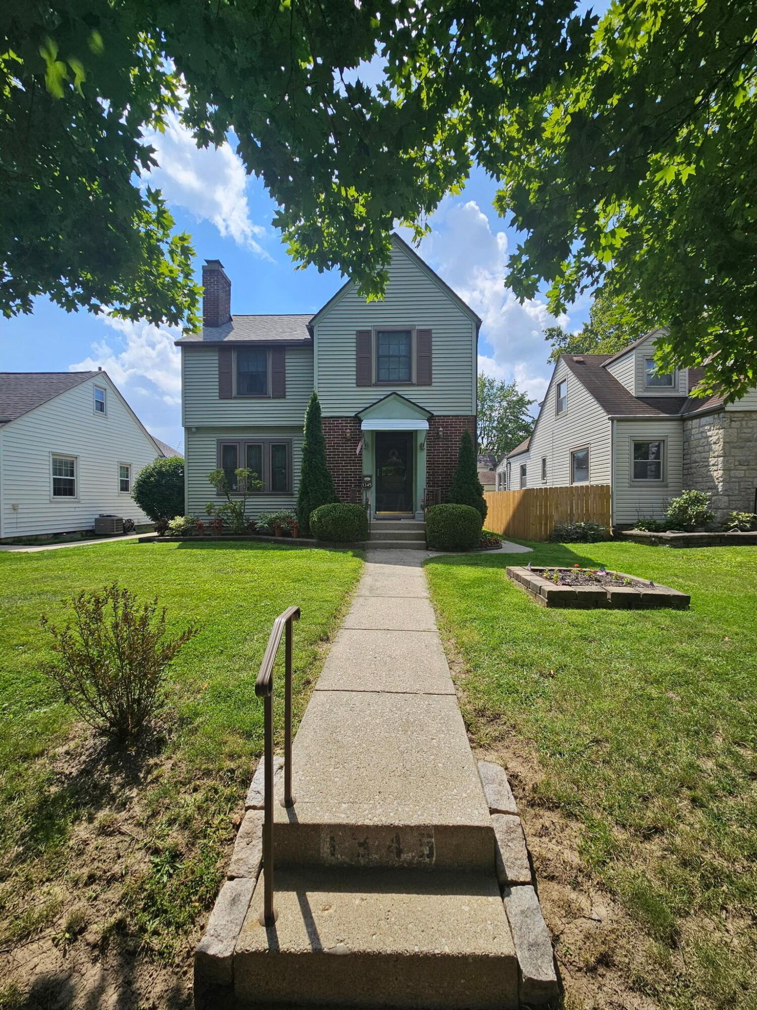 1345 Murrell Avenue Property Photo 1