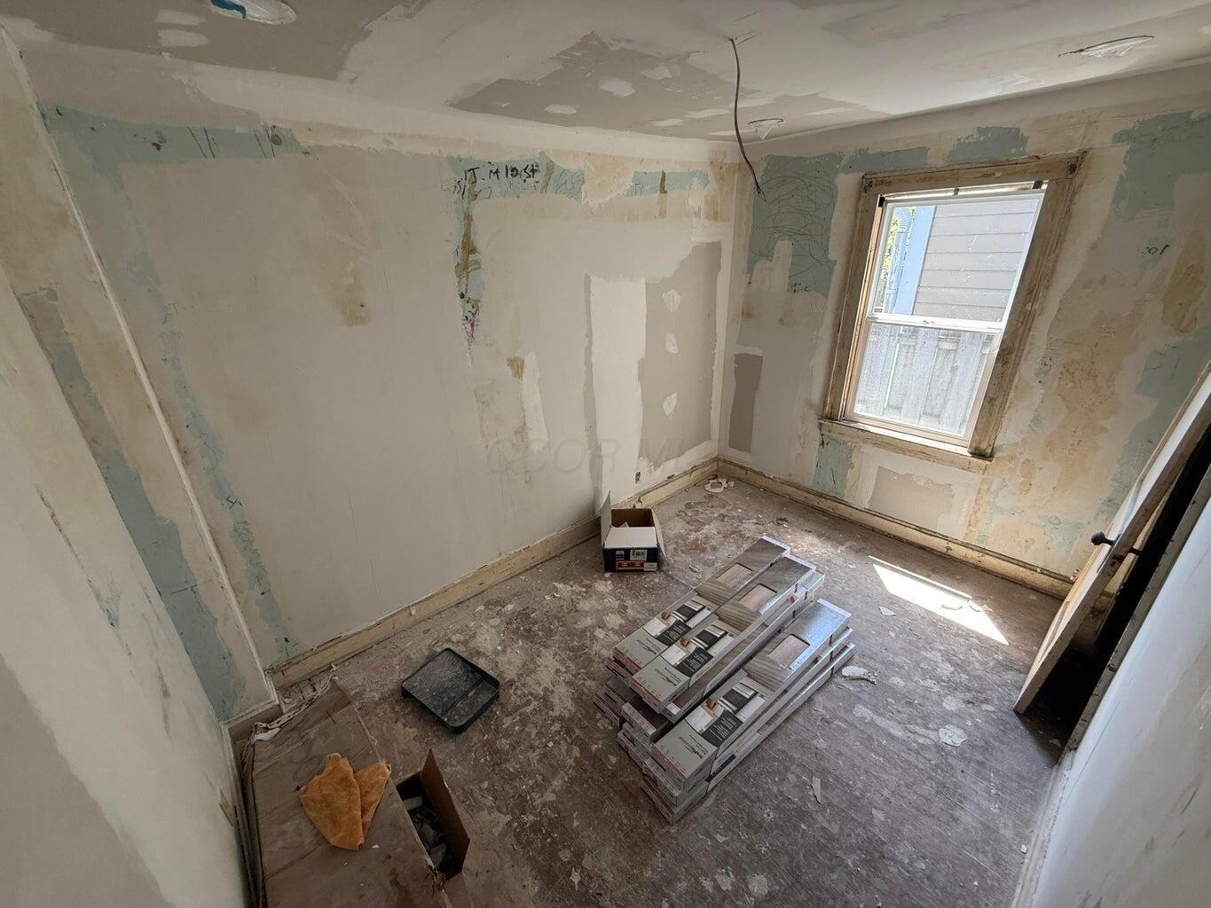 883 Barnett Road Property Photo 8