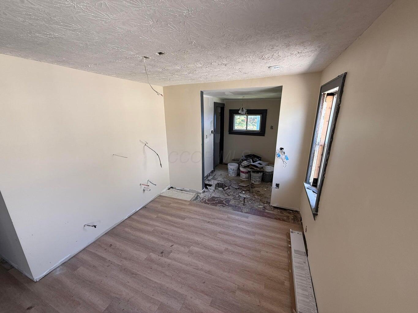 883 Barnett Road Property Photo 11