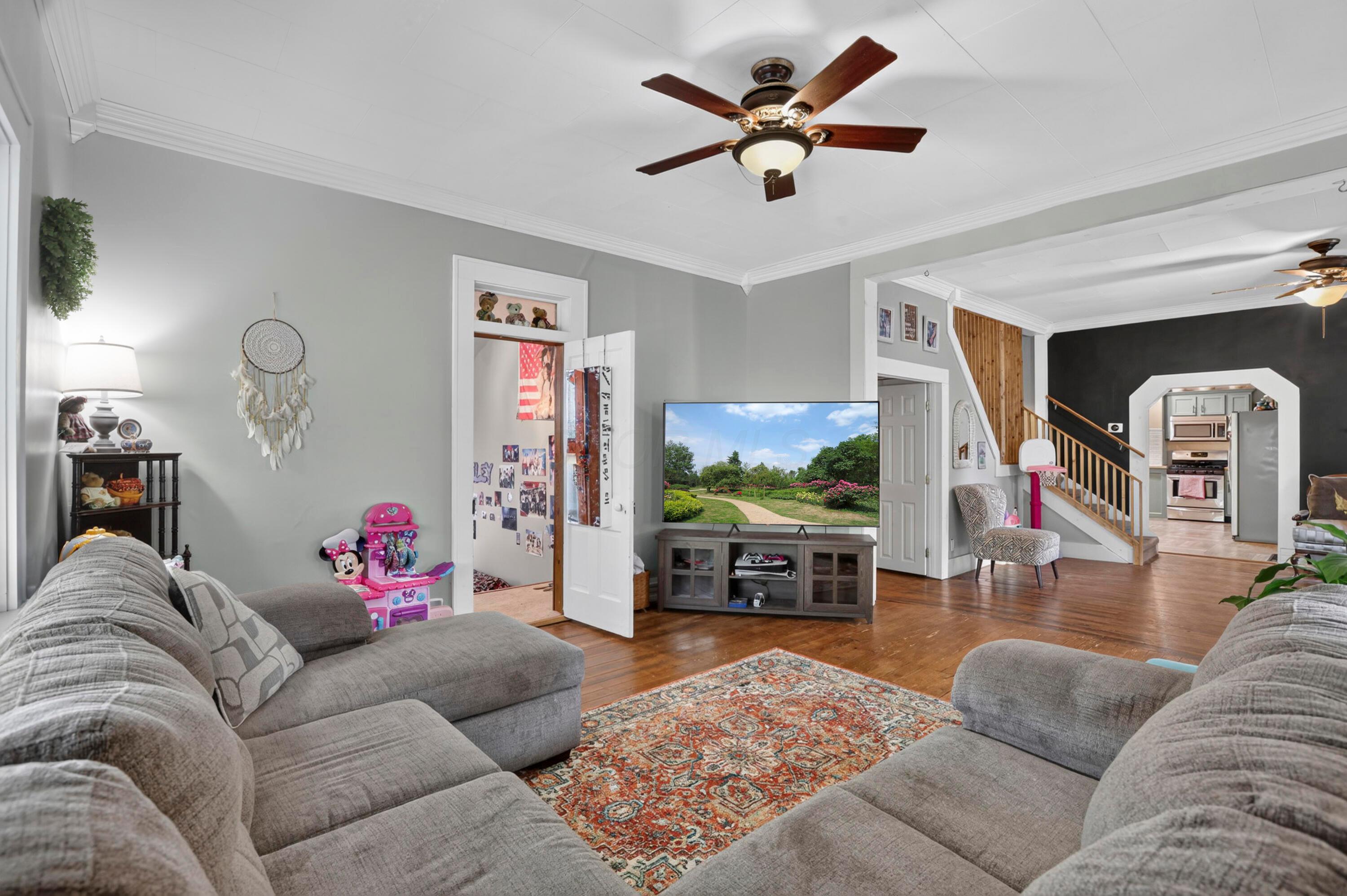 352 Mound Street Property Photo 10