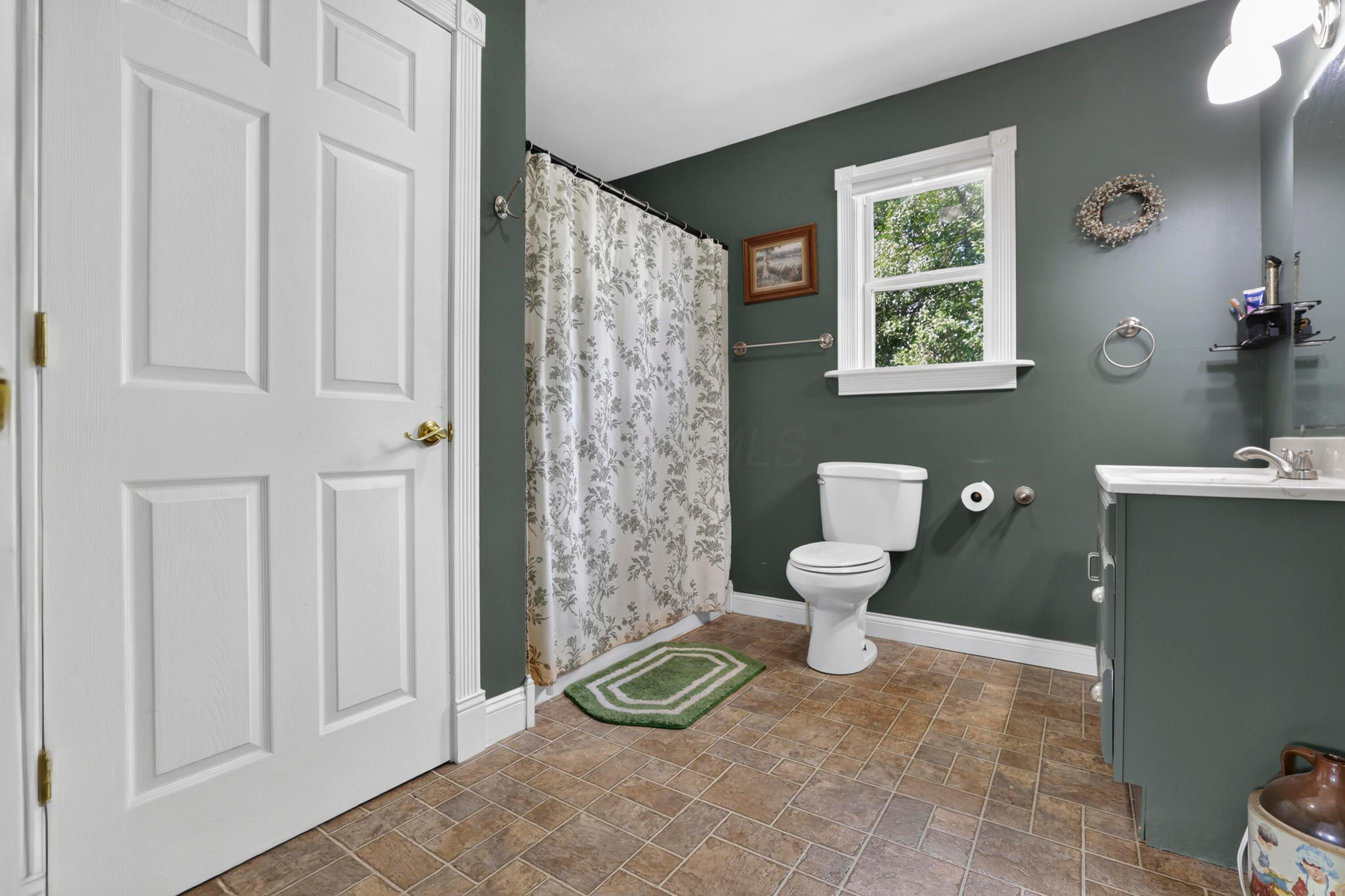 352 Mound Street Property Photo 38